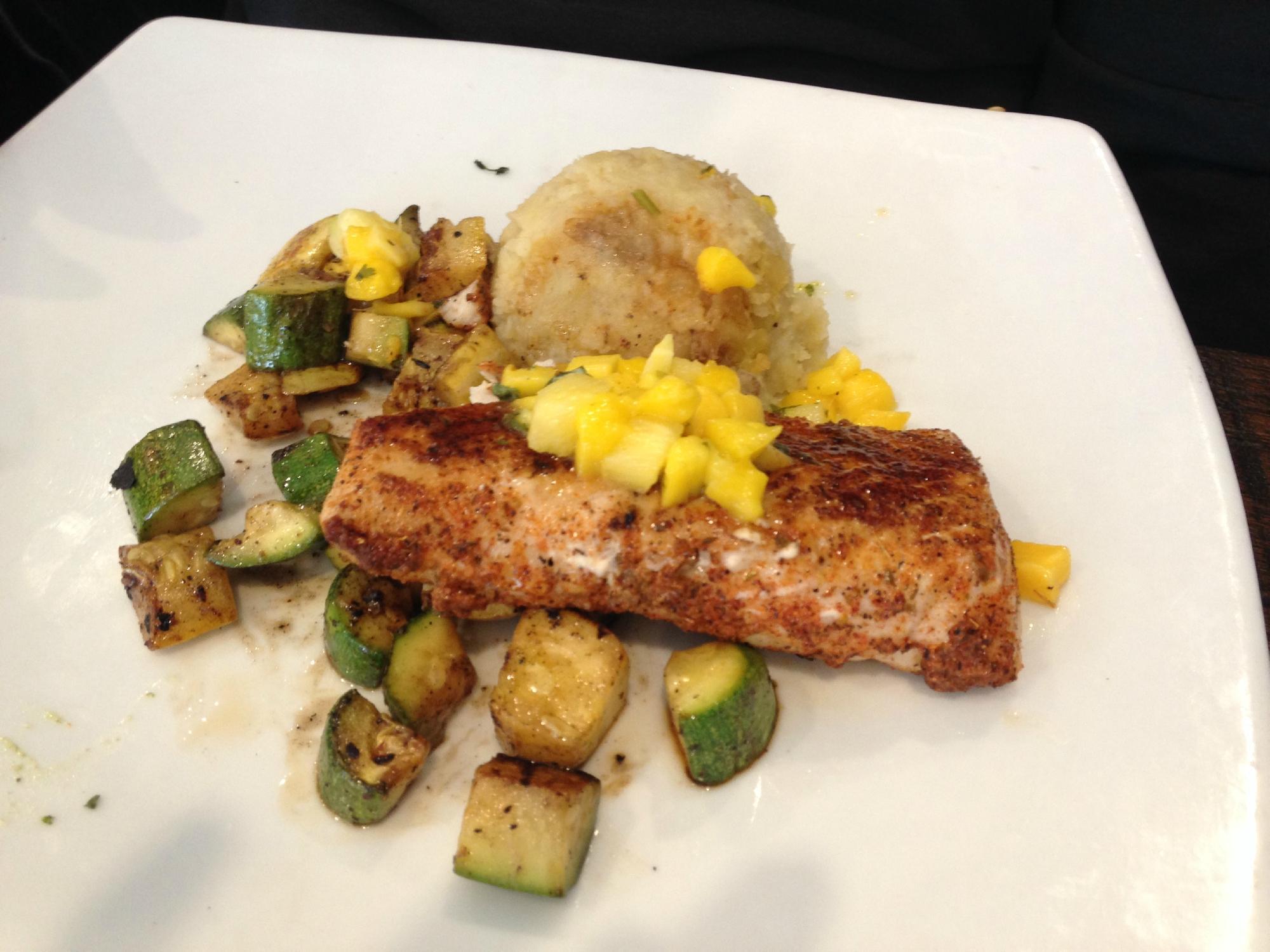 CJ Finz Raw Bar & Grill