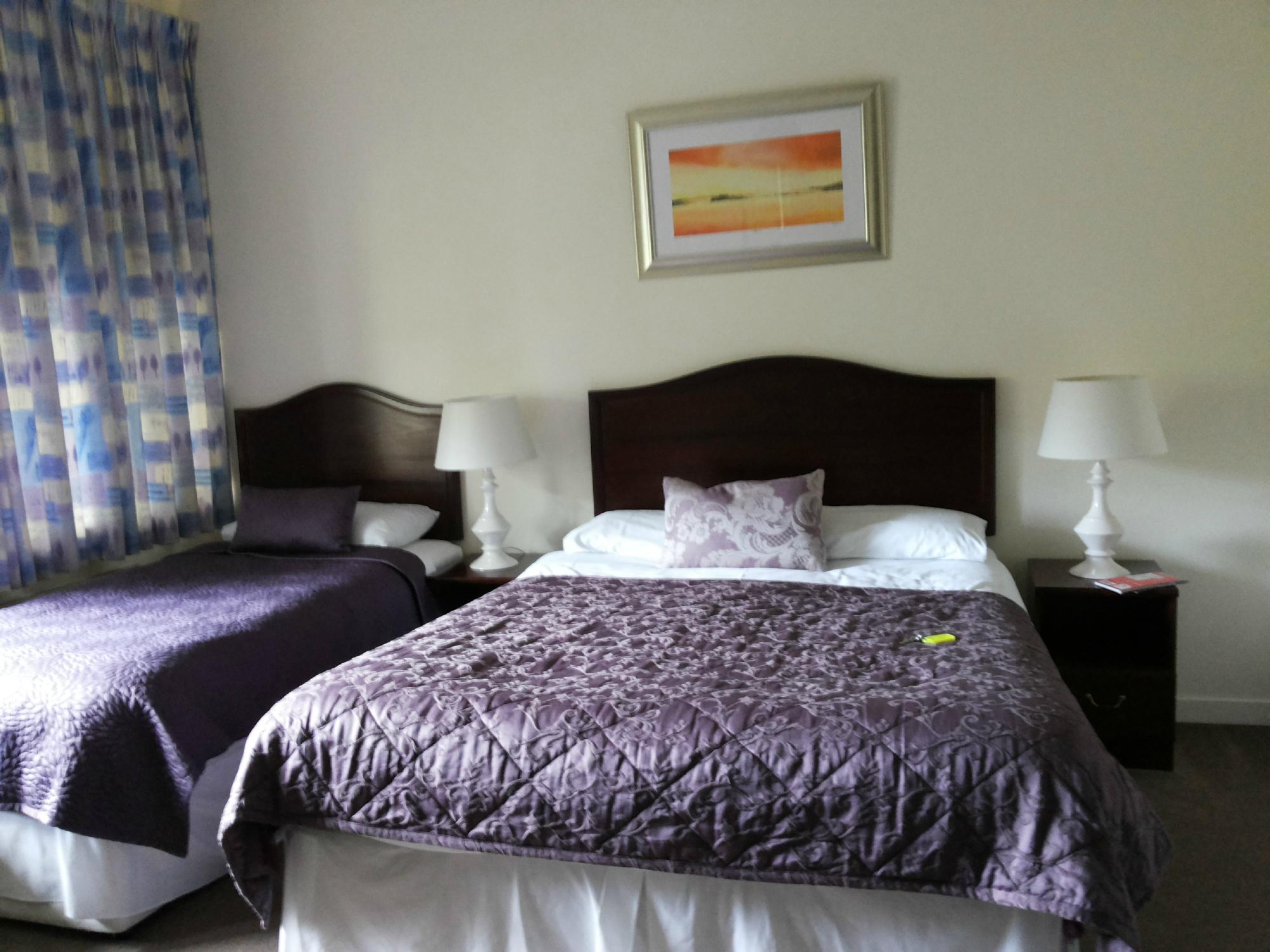 Airport Orchard Bed and Breakfast