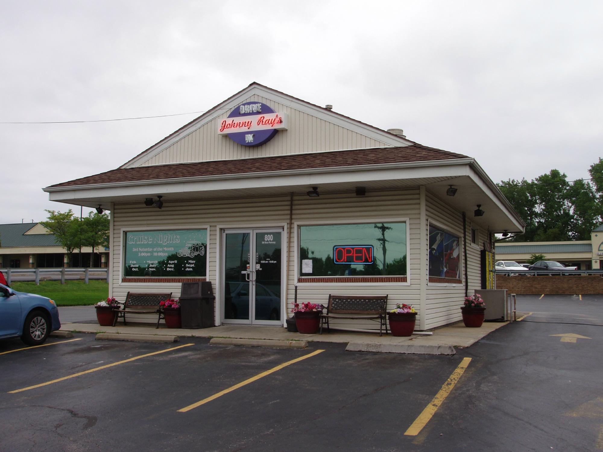 Johnny Rays Drive In