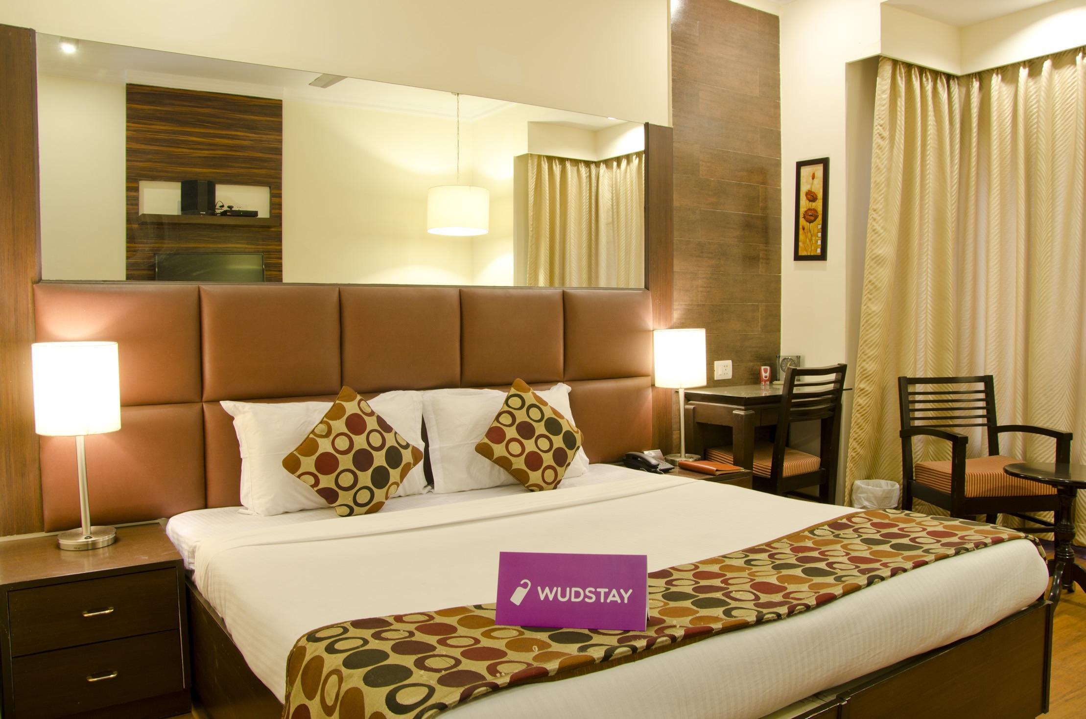 WudStay Premium Cyber City