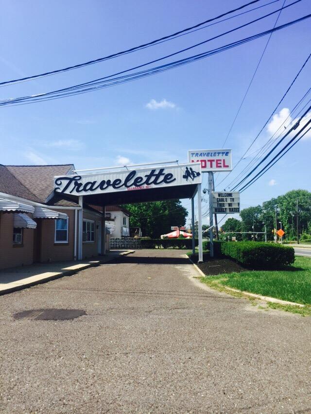 Travelette Motel
