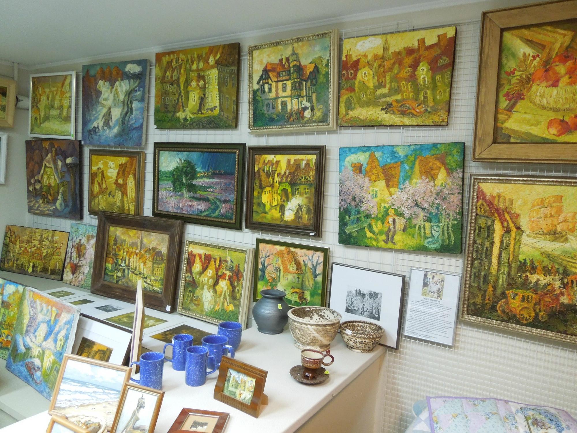 Art Gallery Solnechny Vernisazh