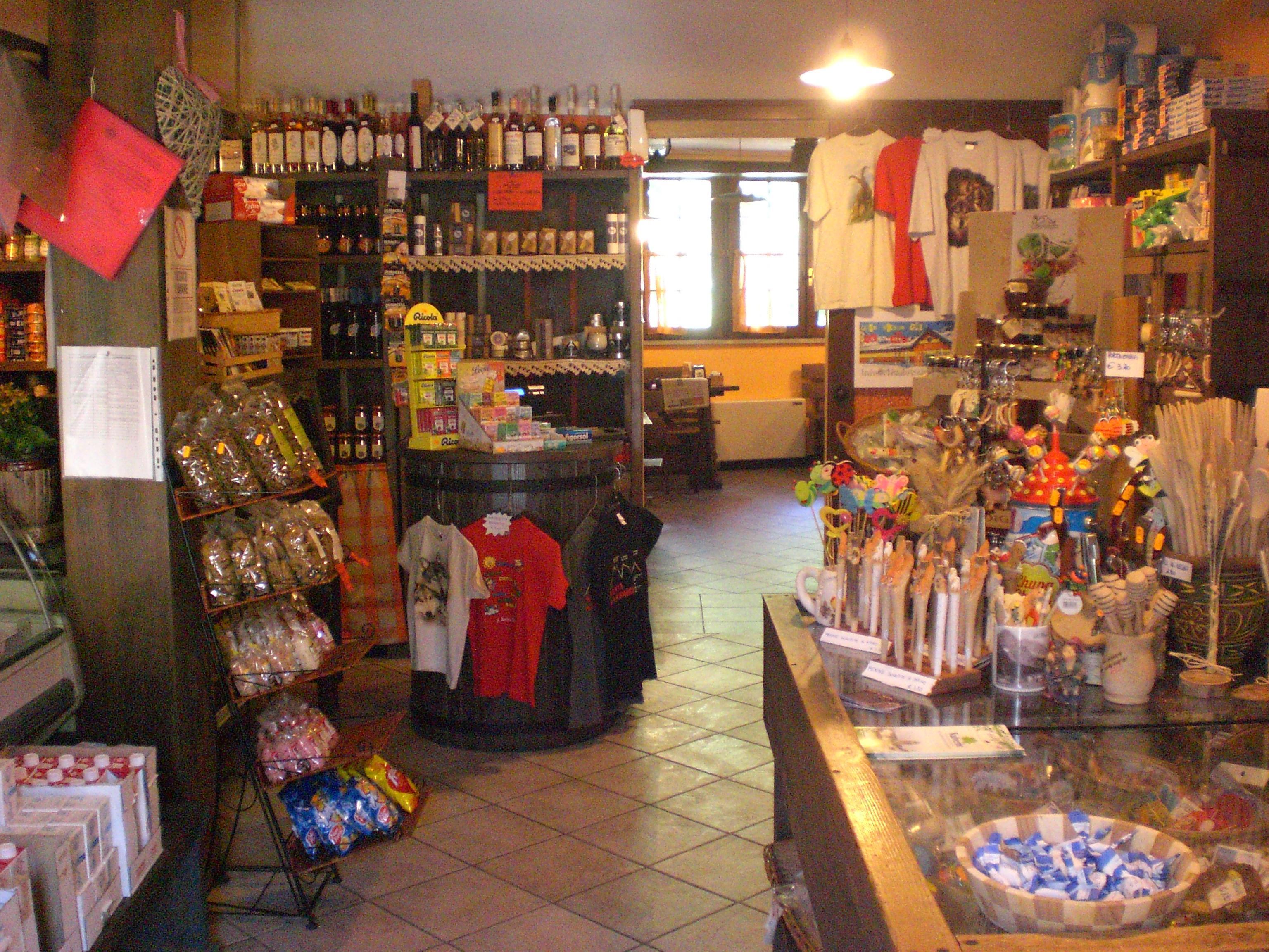 Alimentari Bar I Bateur