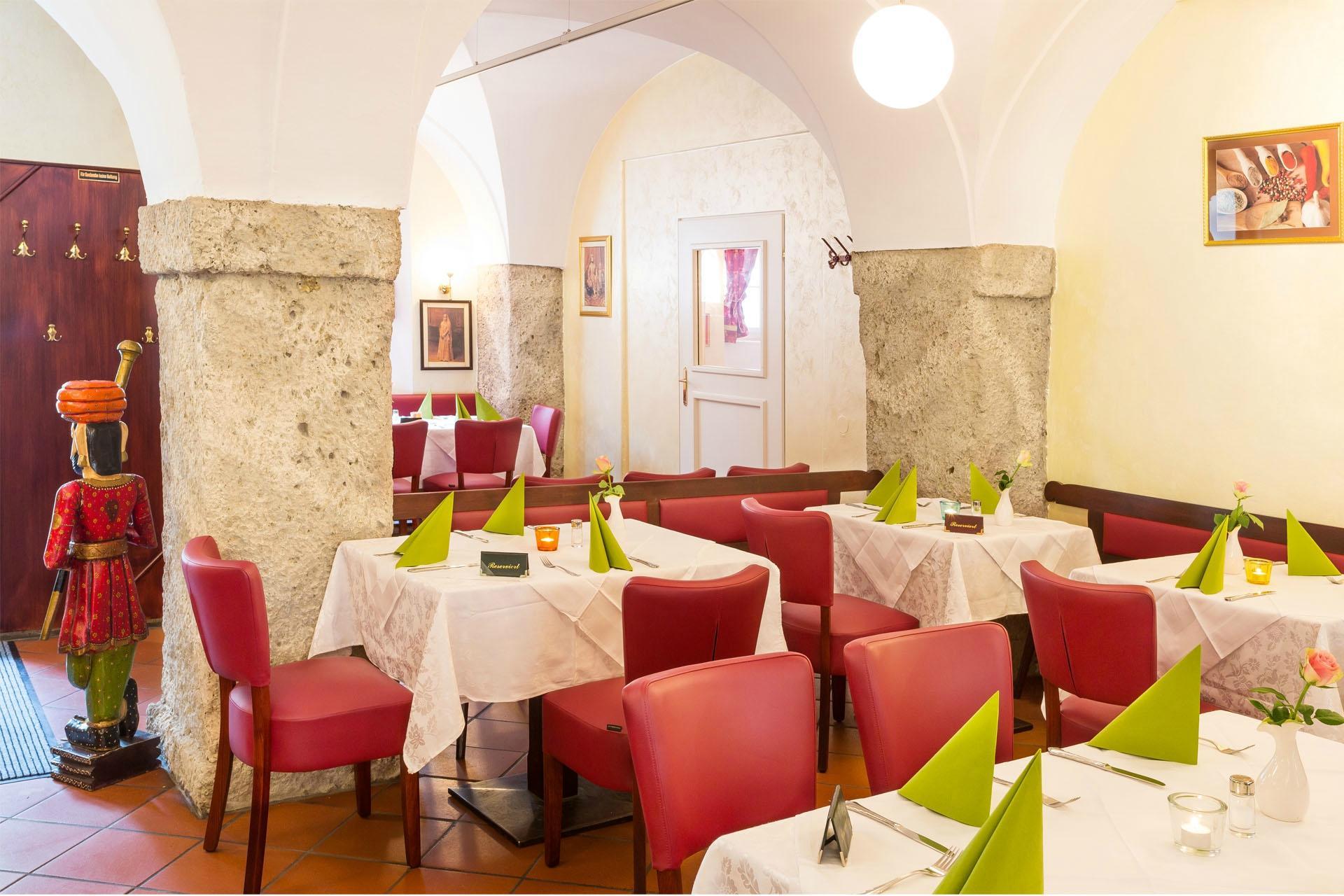 Indian Palace Restaurant