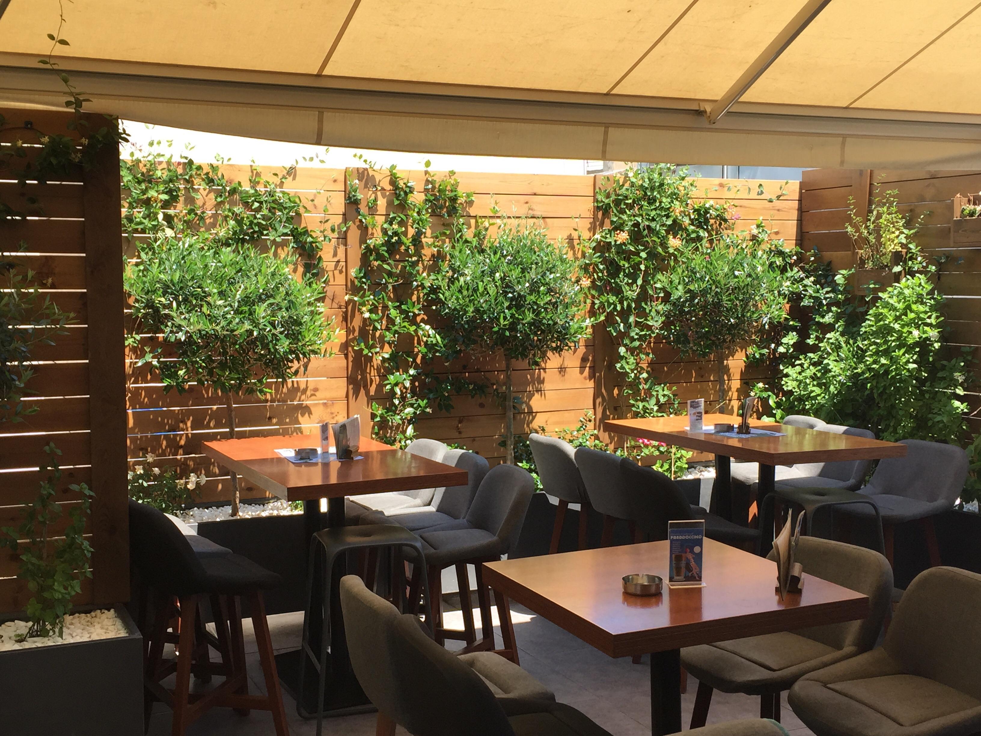 Veranda All Day Cafe & Restaurant