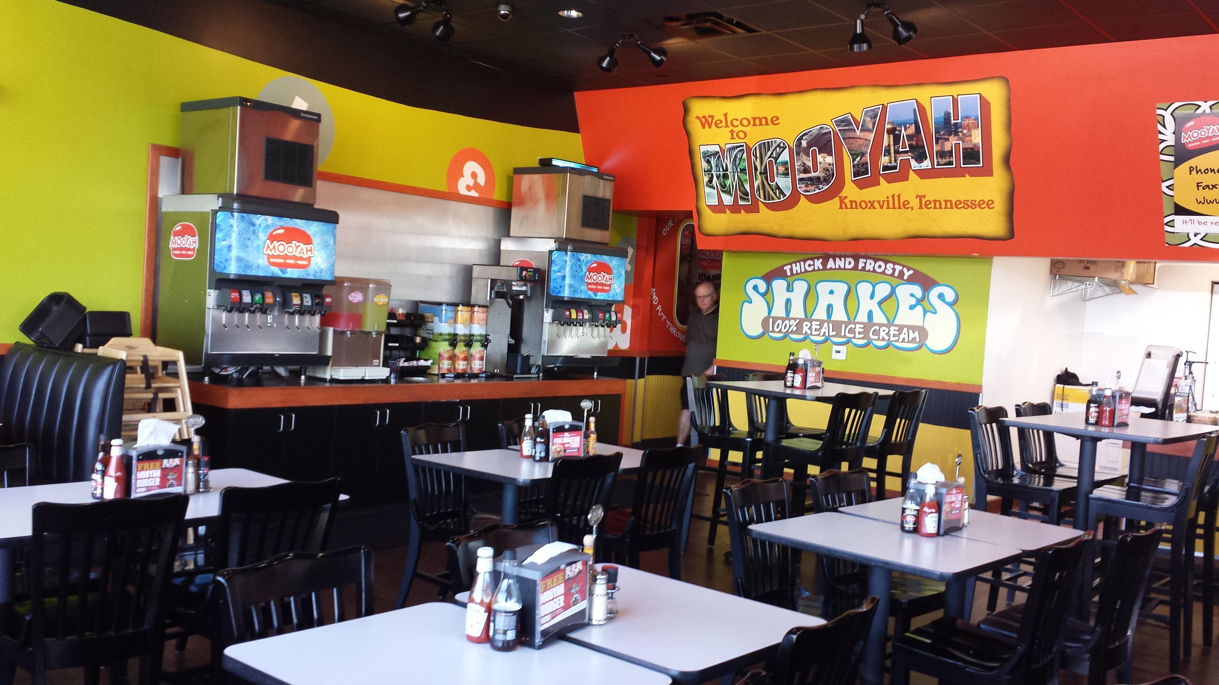 MOOYAH Burgers, Fries & Shakes