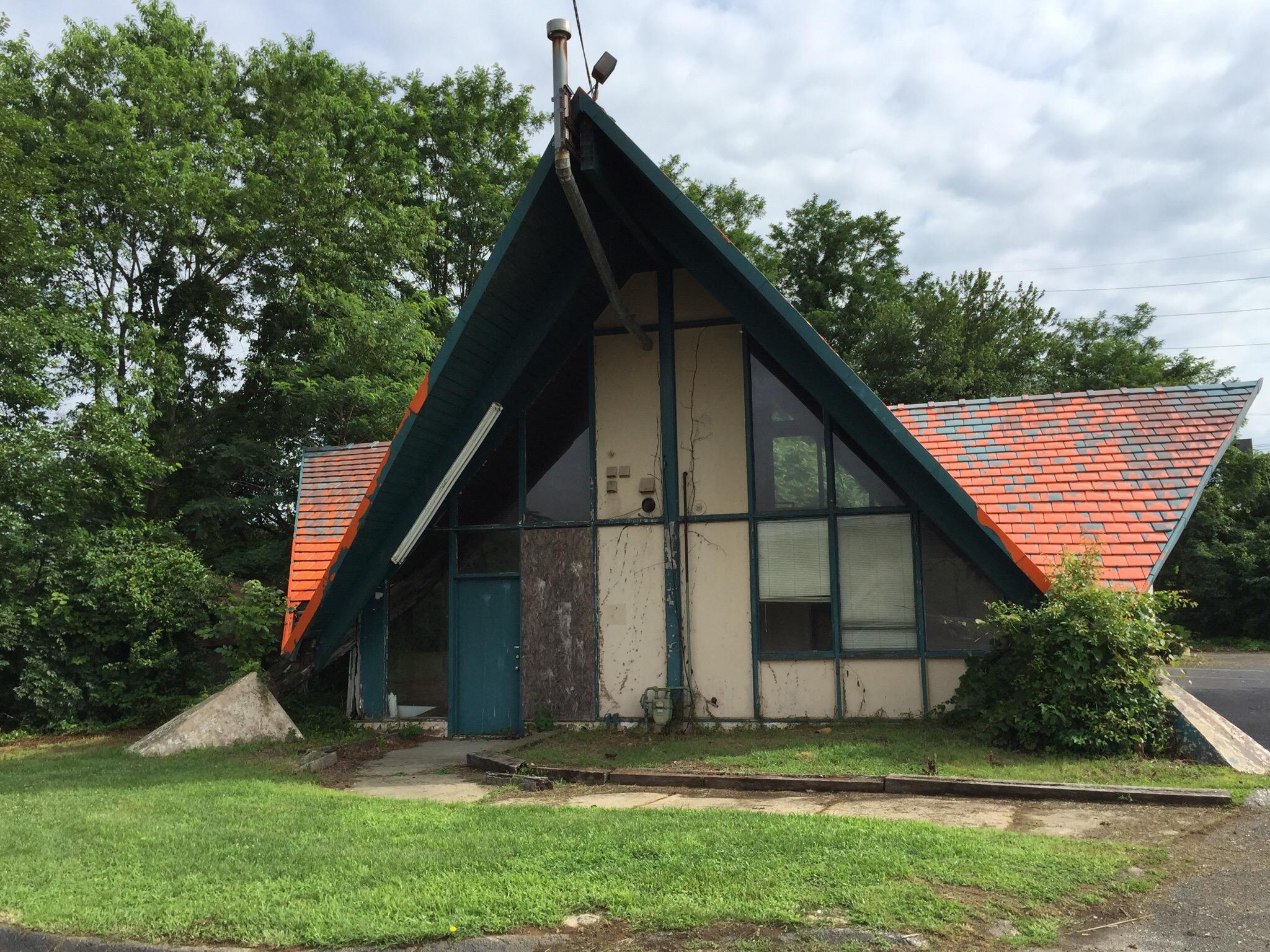 Photo by Bubbakanush