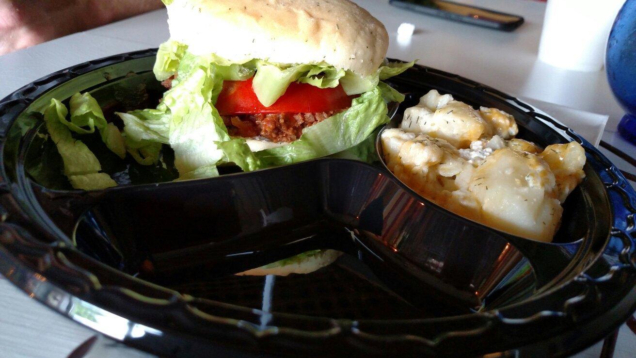 Red Rooster Market and Deli