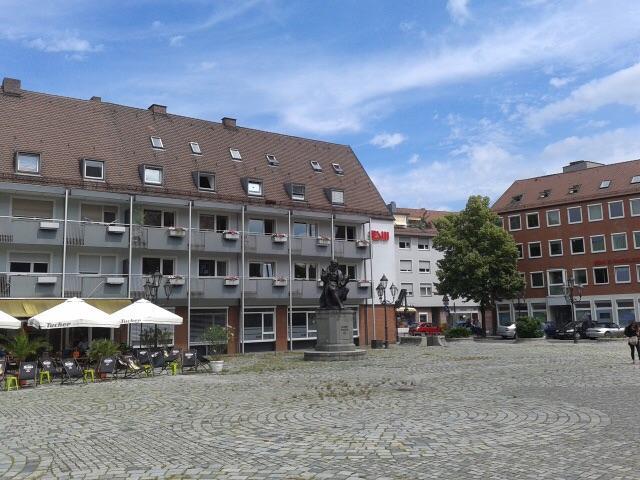 Hans Sachs Platz and Hans Sachs Denkmal