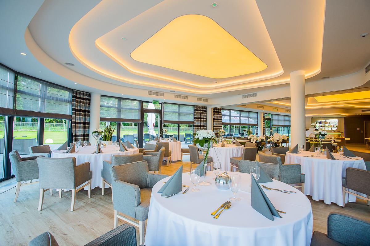 Hotel Astone Conference & Spa