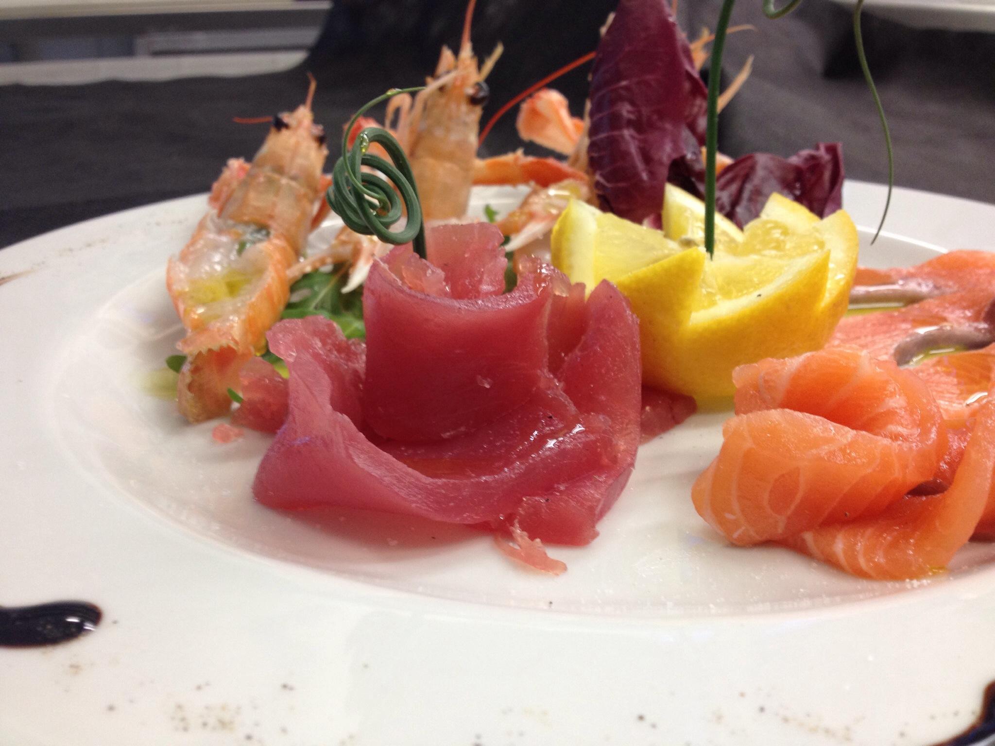 Tres Bien - Casta Diva