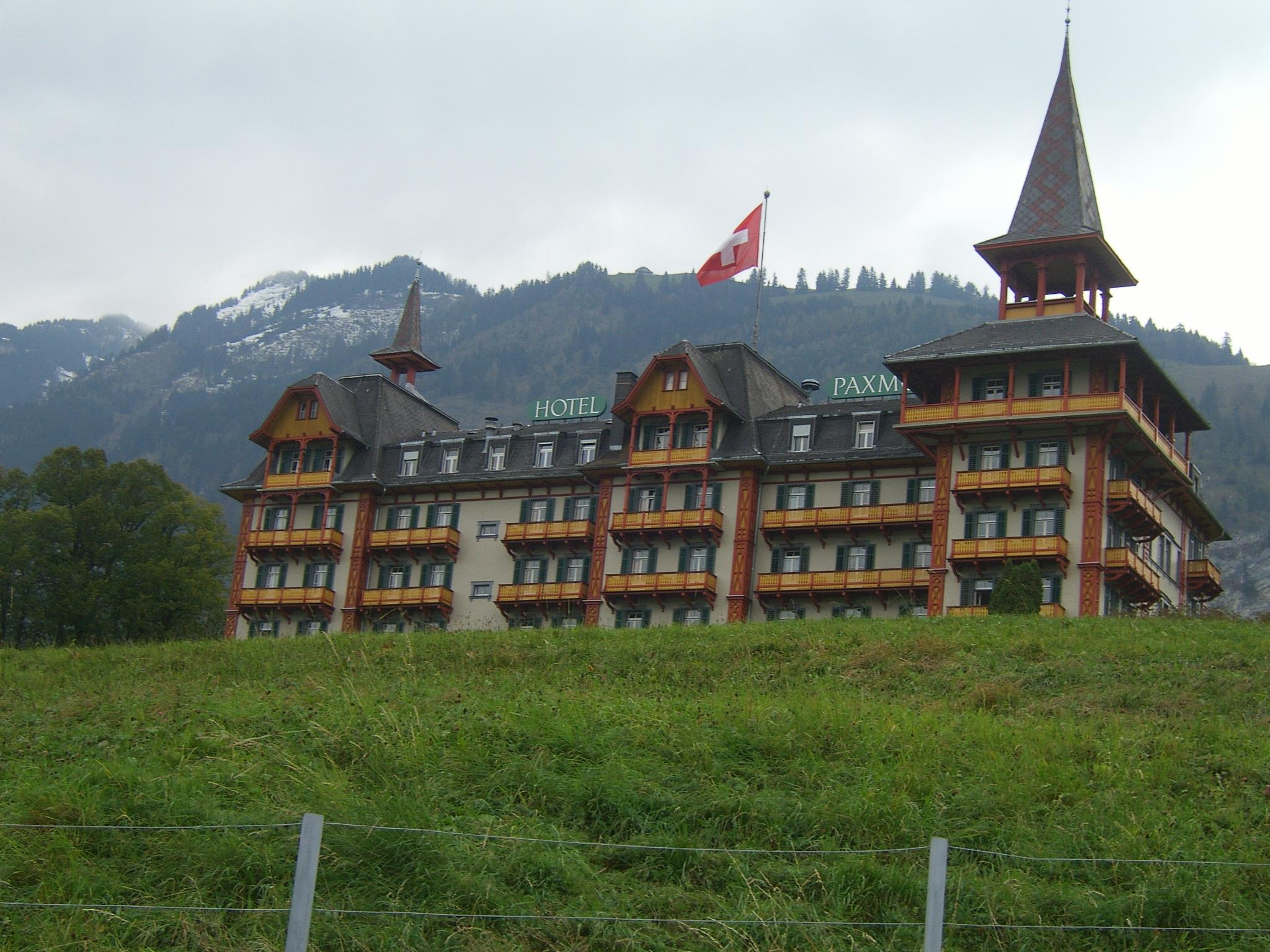 Gasthaus und Chalet Paxmontana