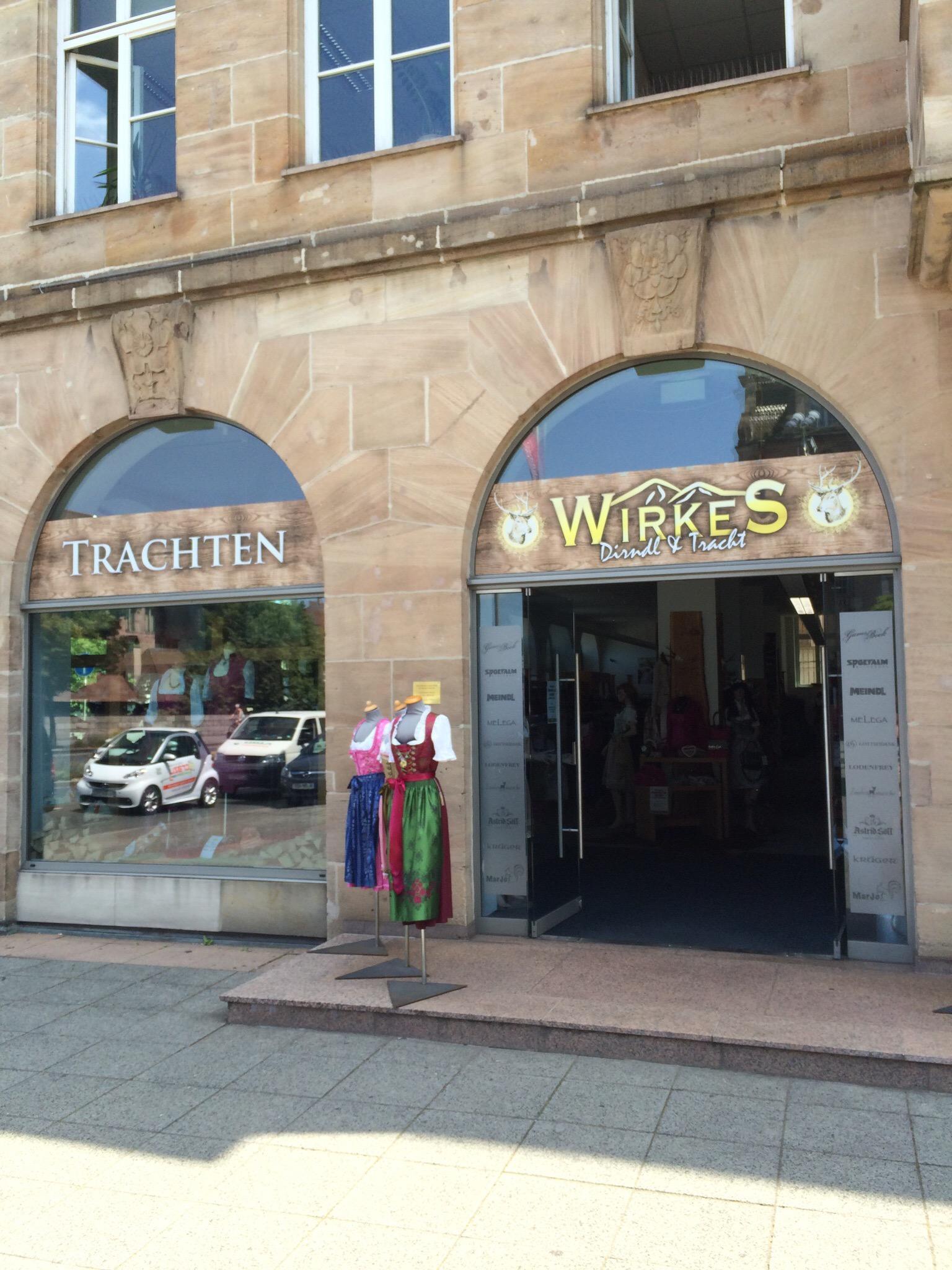 Wirkes Dirndl Trachten &Ledermoden