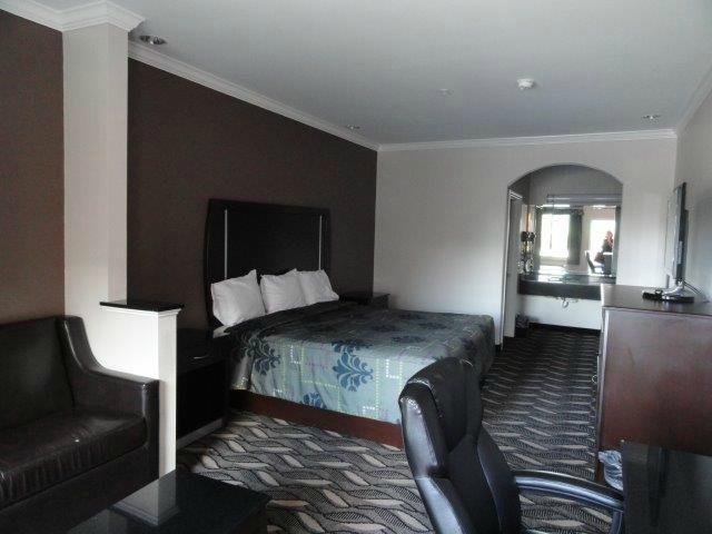 Palace Inn Sam Houston Race Park