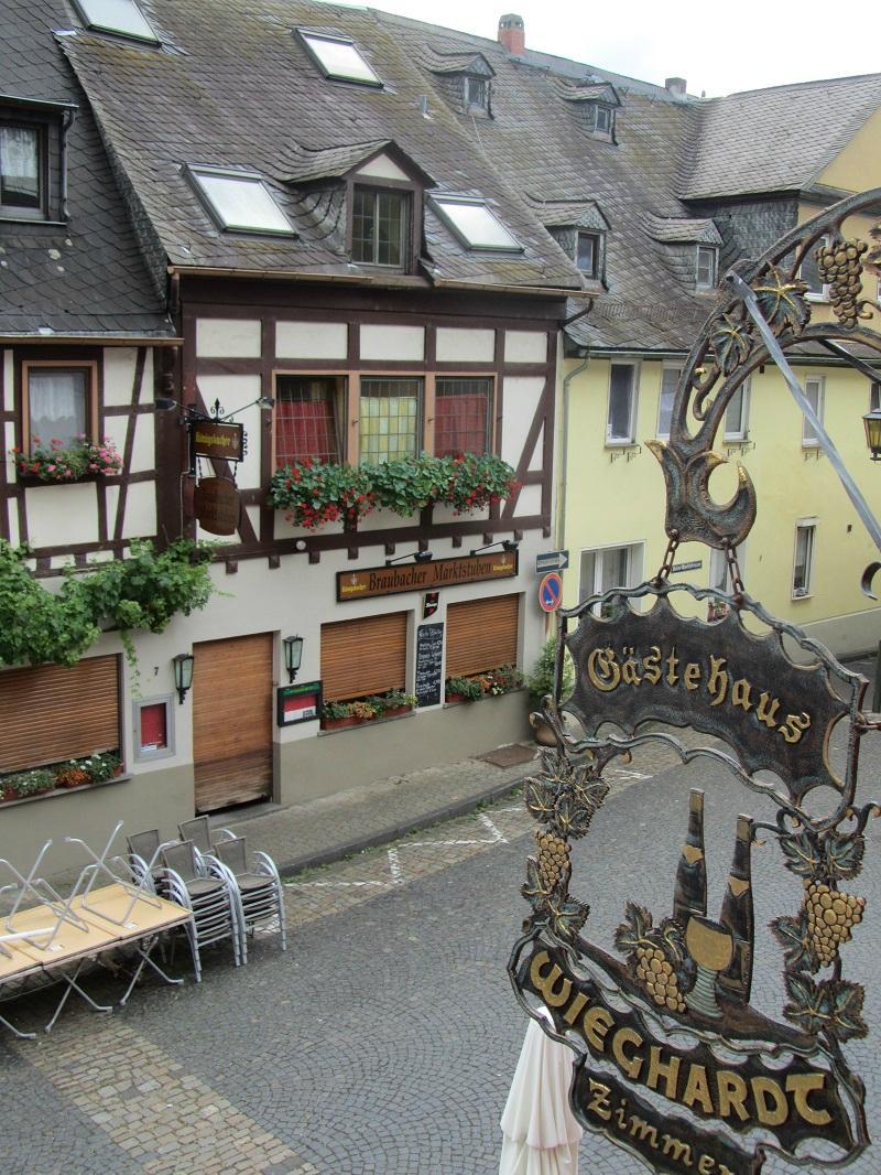 Photo by Capferret03