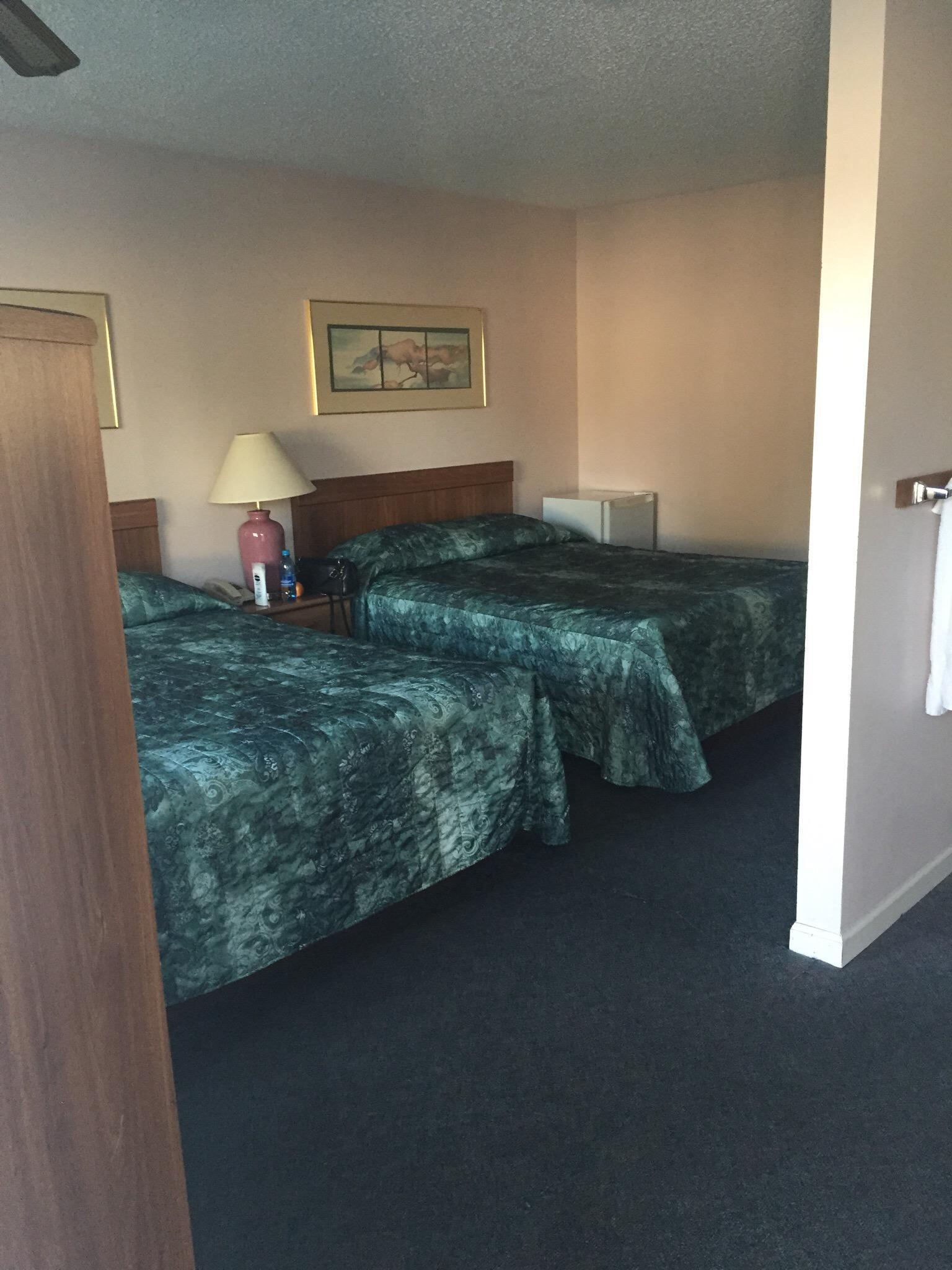 Seacrest Motel & R.V. Park