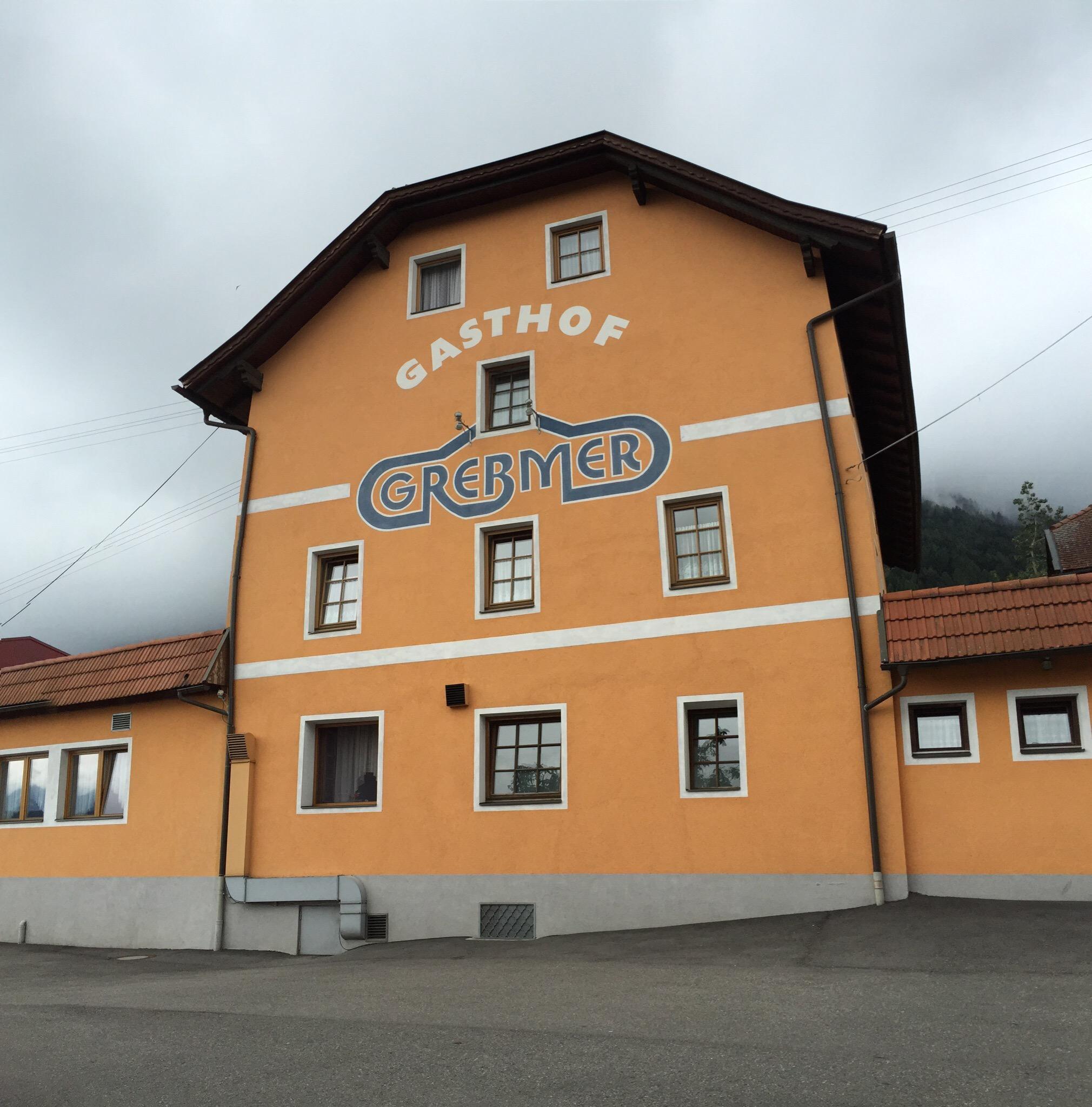 Photo by AlexanderAn