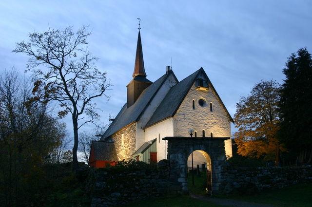 Tingvoll Church