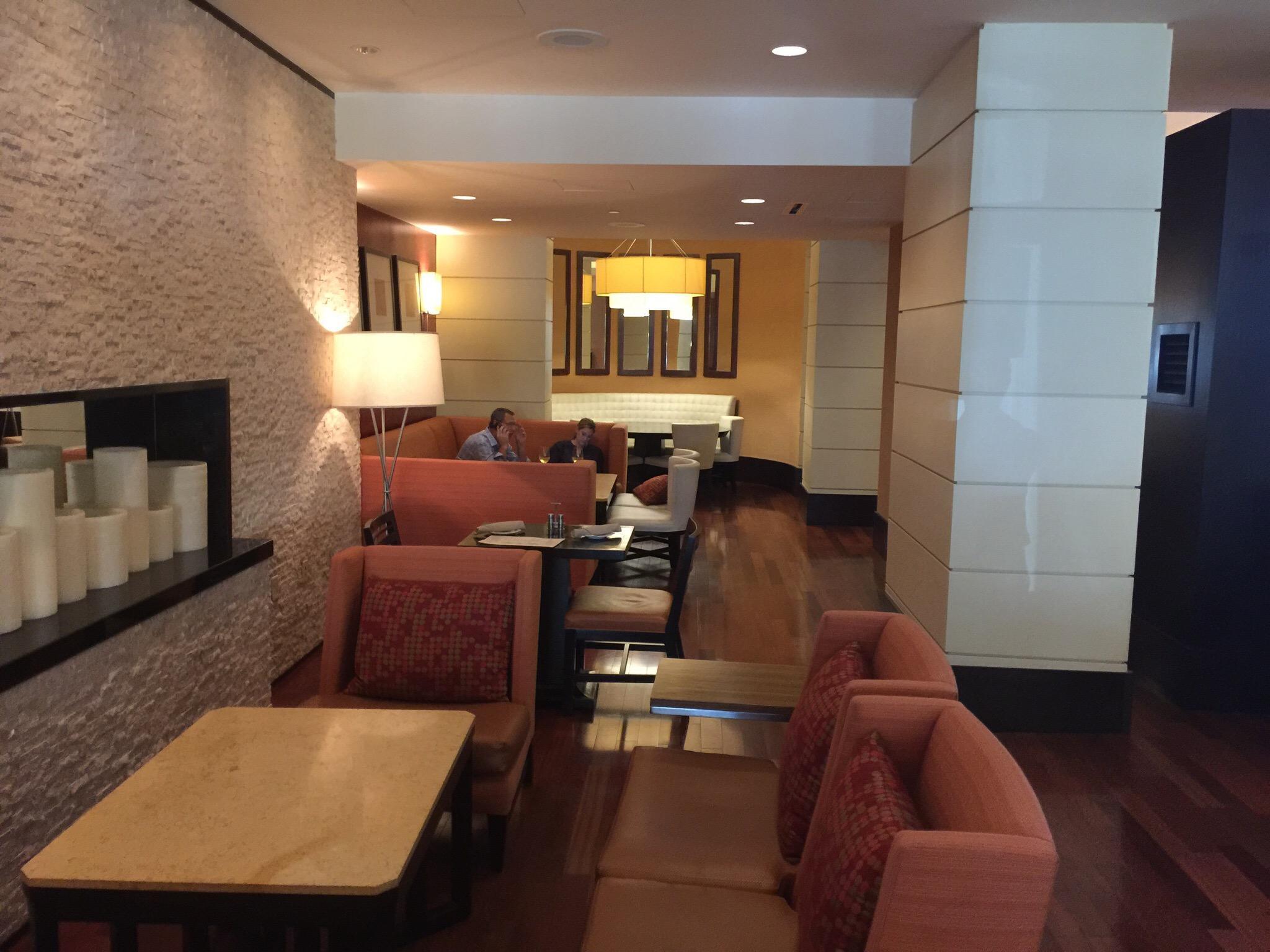 Bin 480 Bar & Bistro in Marriott on Union Square