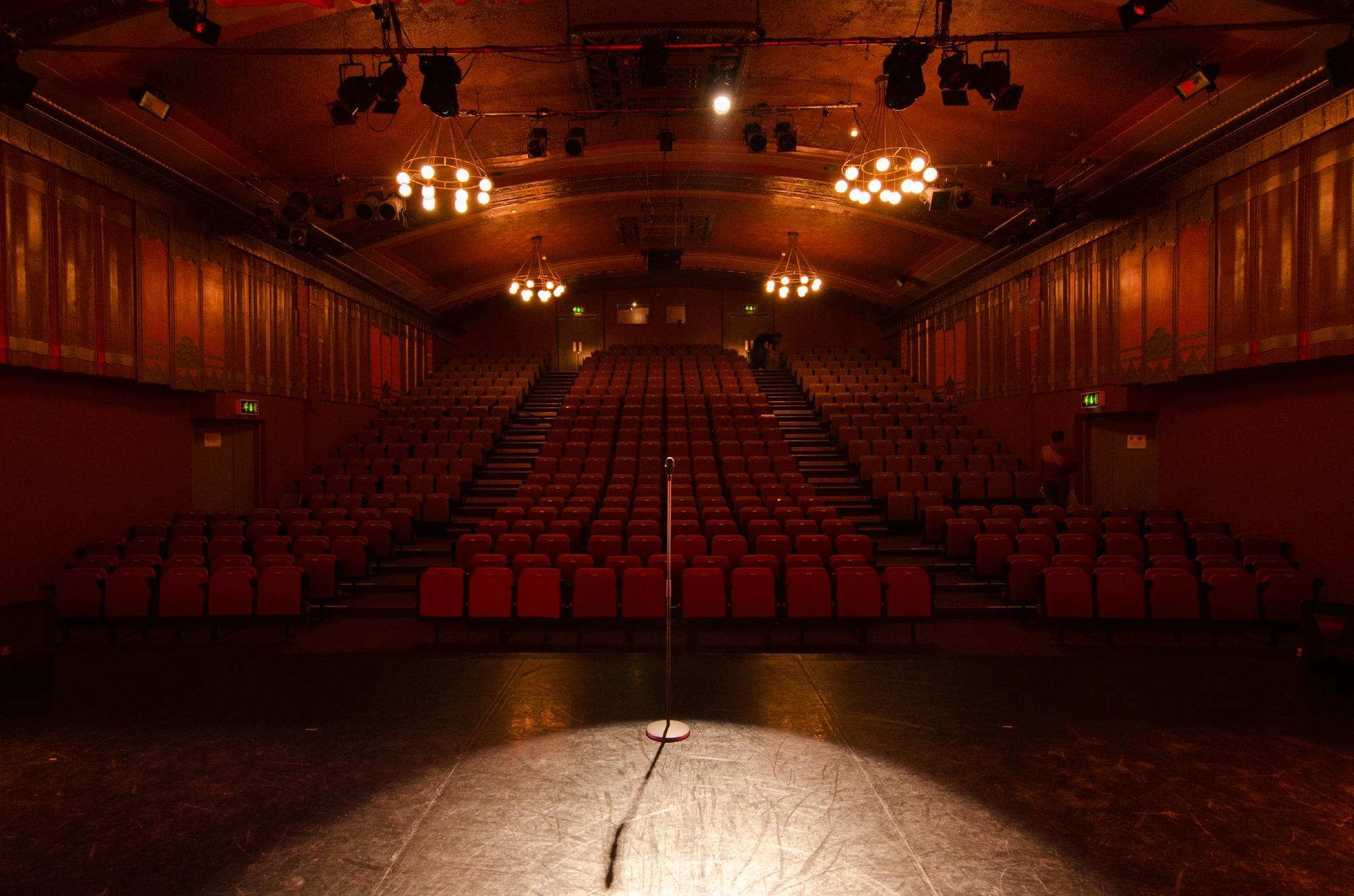 The Dancehouse Theatre