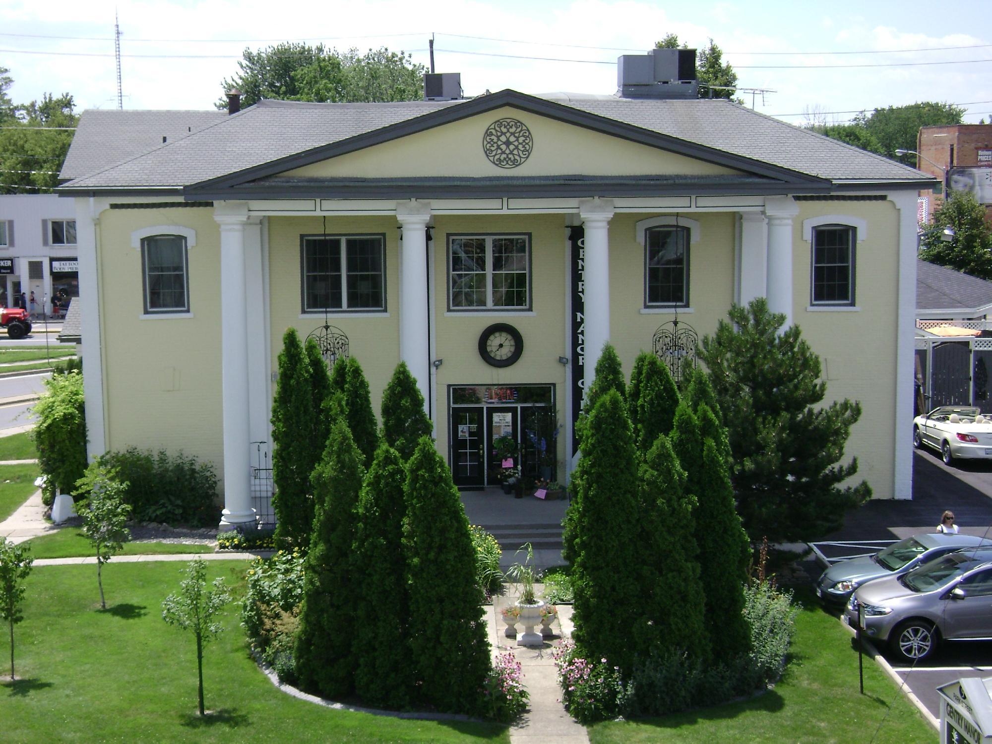Gentry Manor