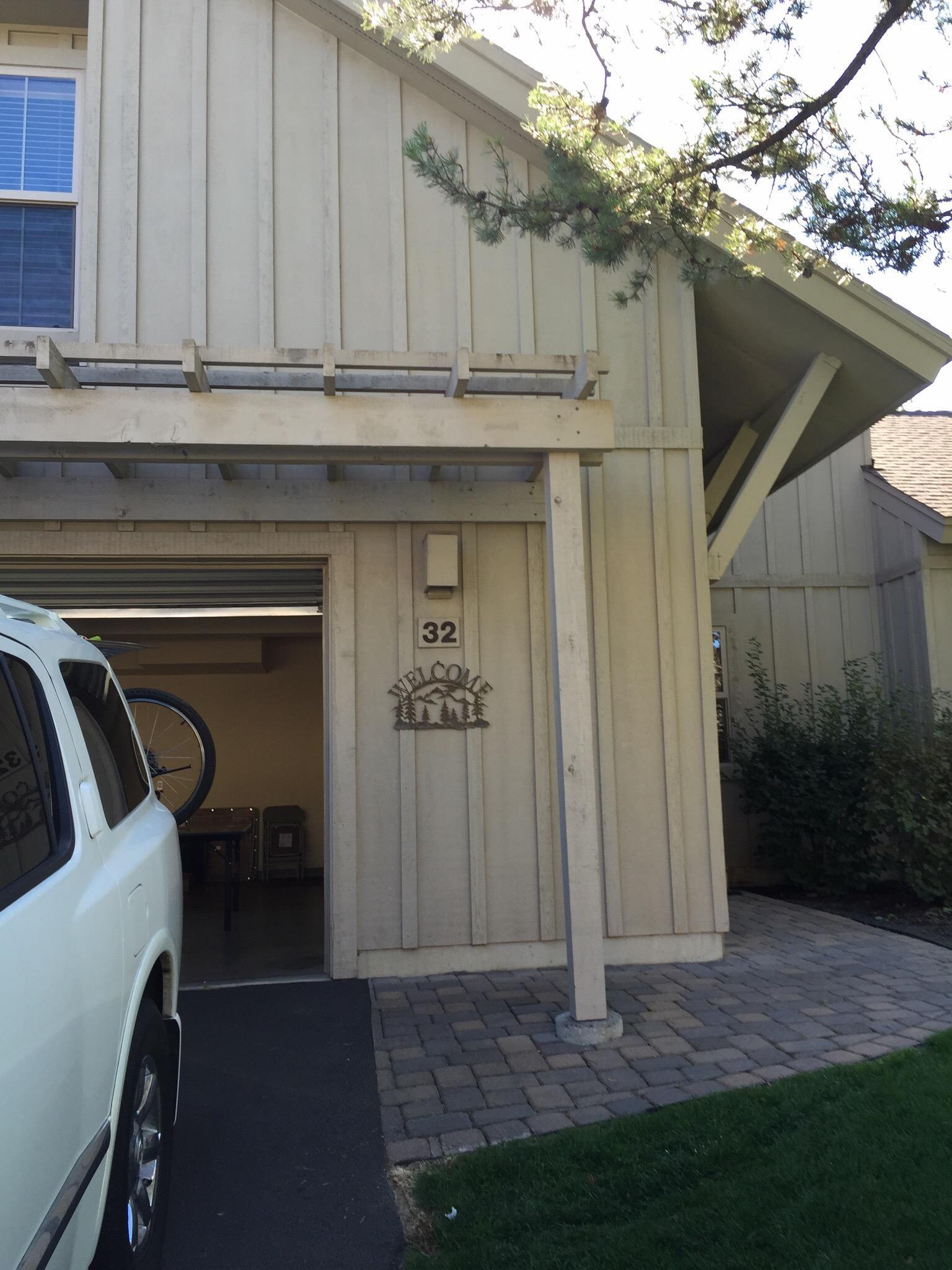 Fremont Crossing Condominiums