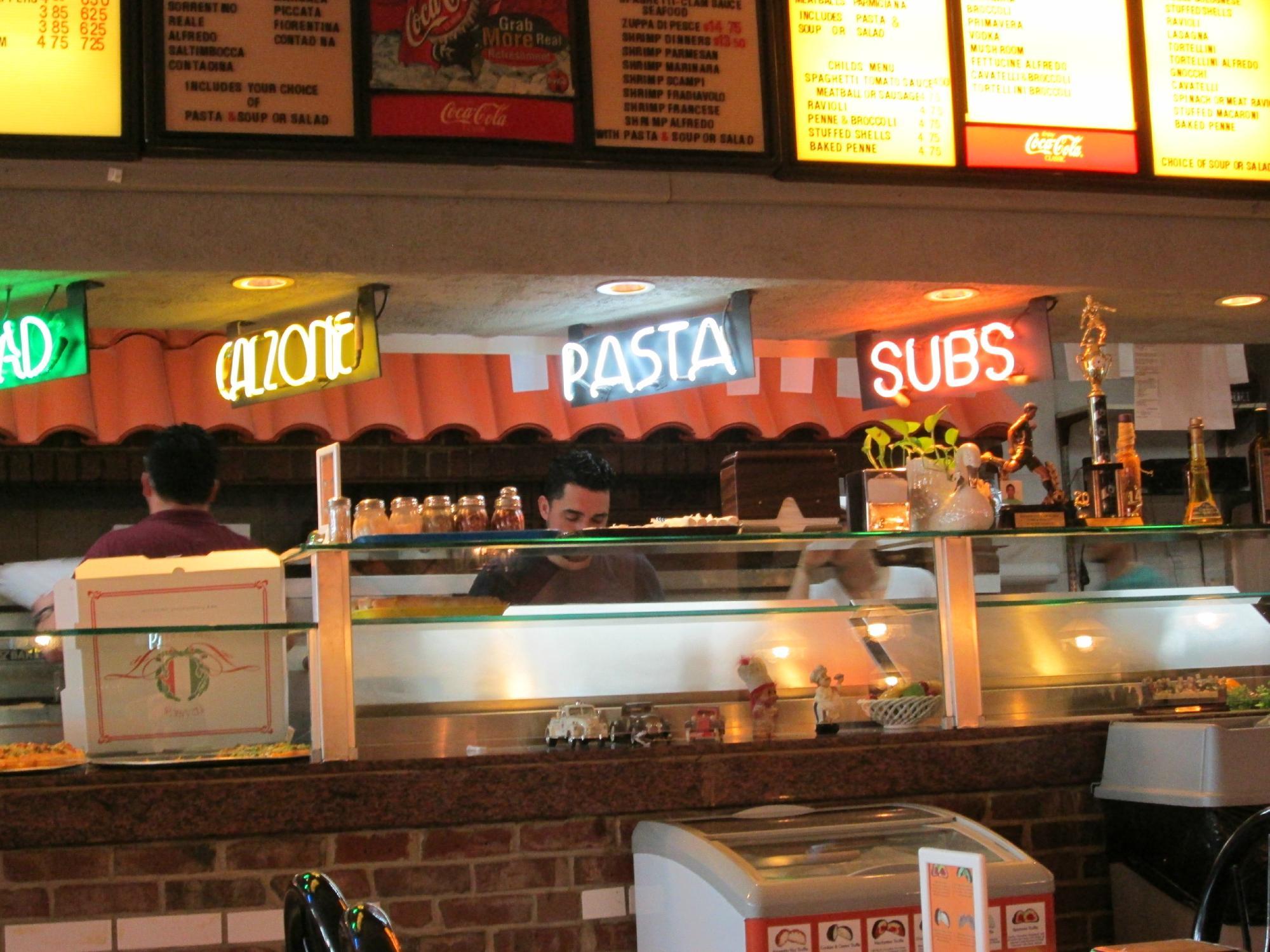 Frank's Pizza & Italian Restaurant