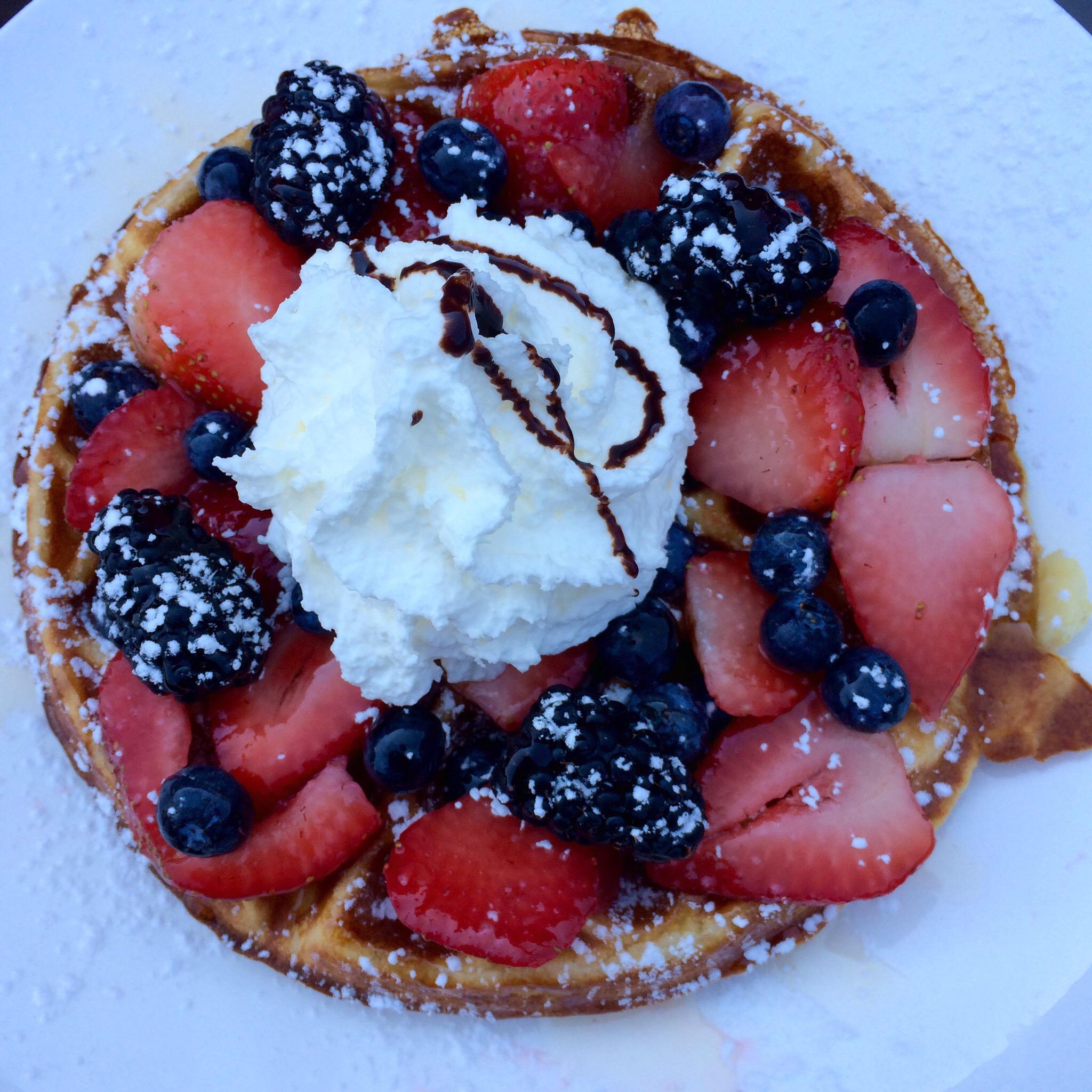 Luna Crepes and Cafe