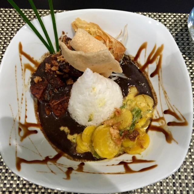 Photo by GourmandTrashPanda