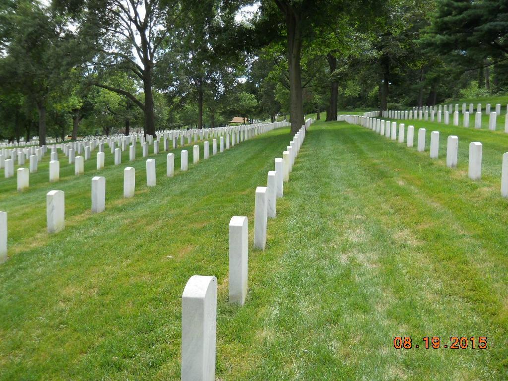 Leavenworth National Cemetery