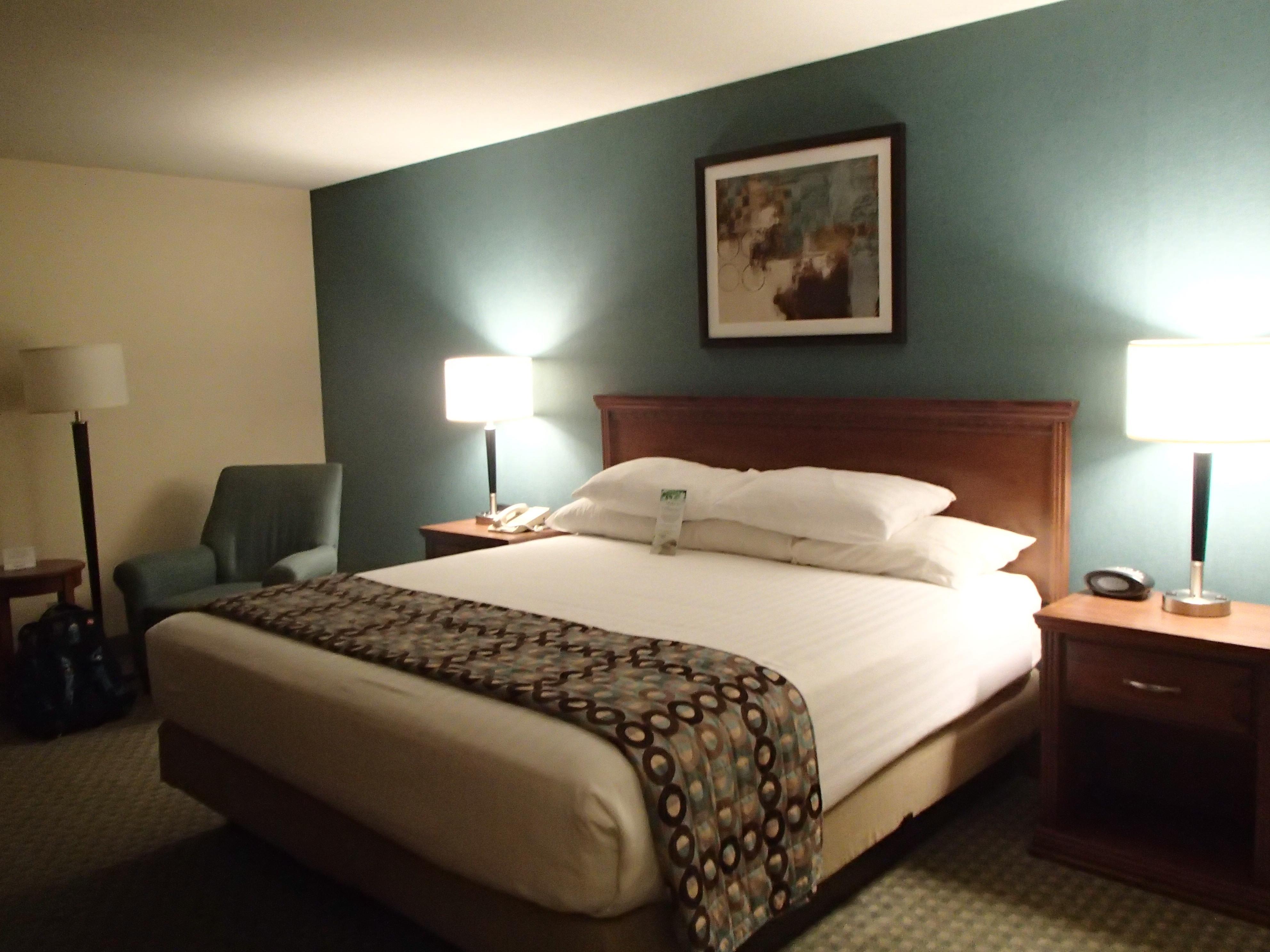 Drury Inn & Suites Birmingham Lakeshore Drive