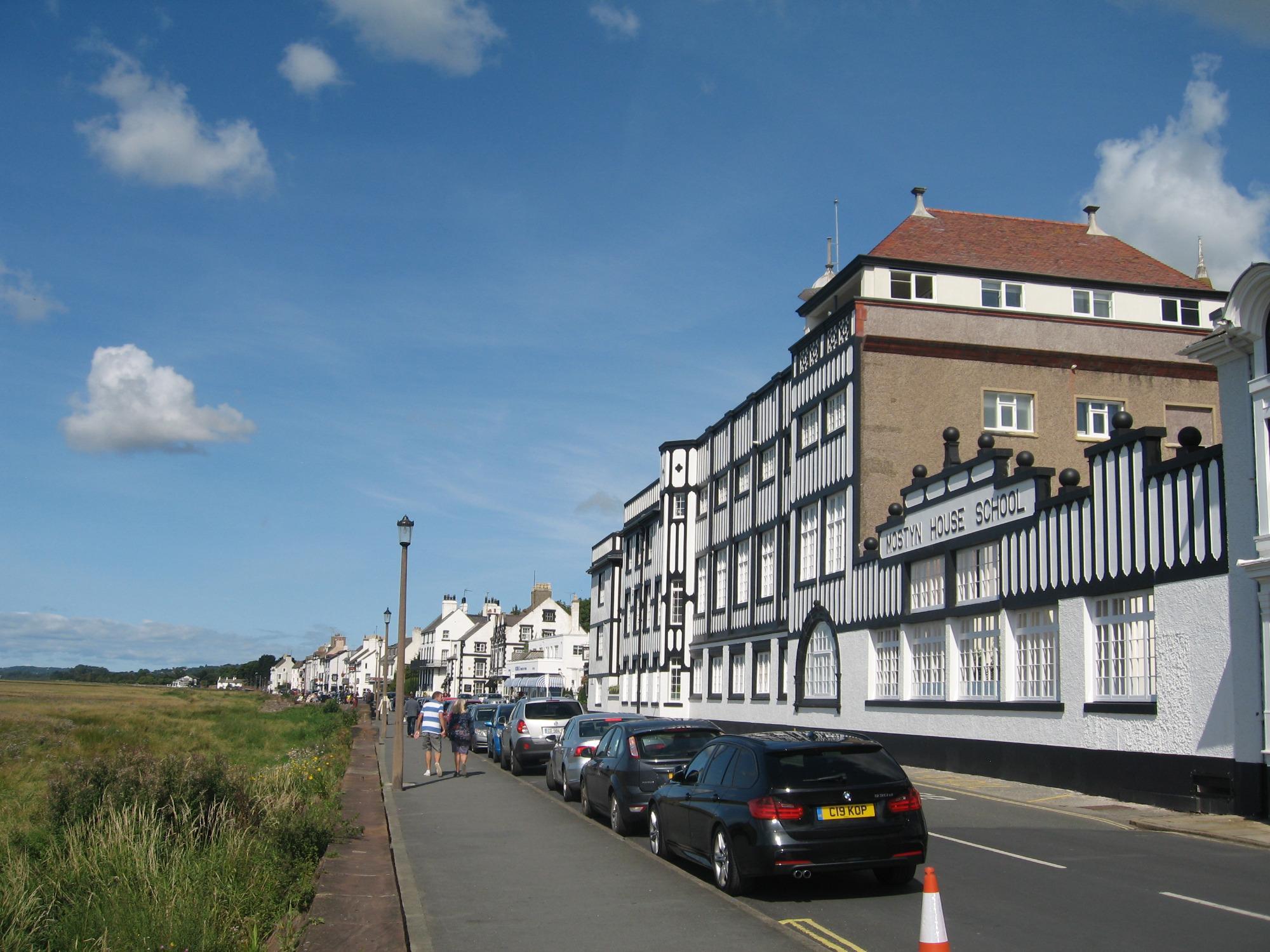 Parkgate Seafront
