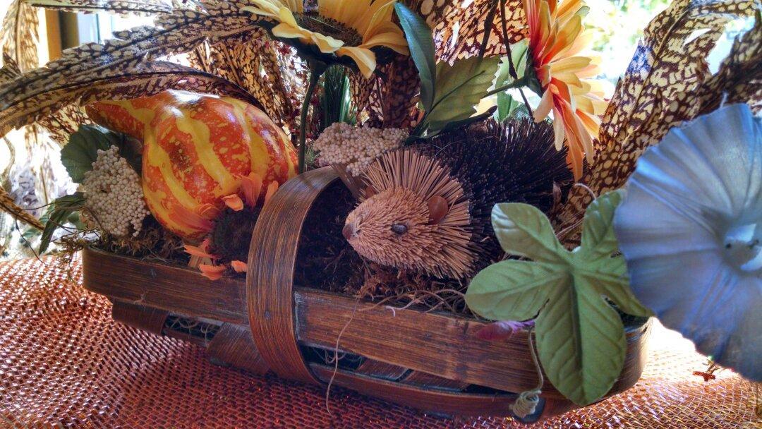 Mom's Breakfast • Lunch • Dinner