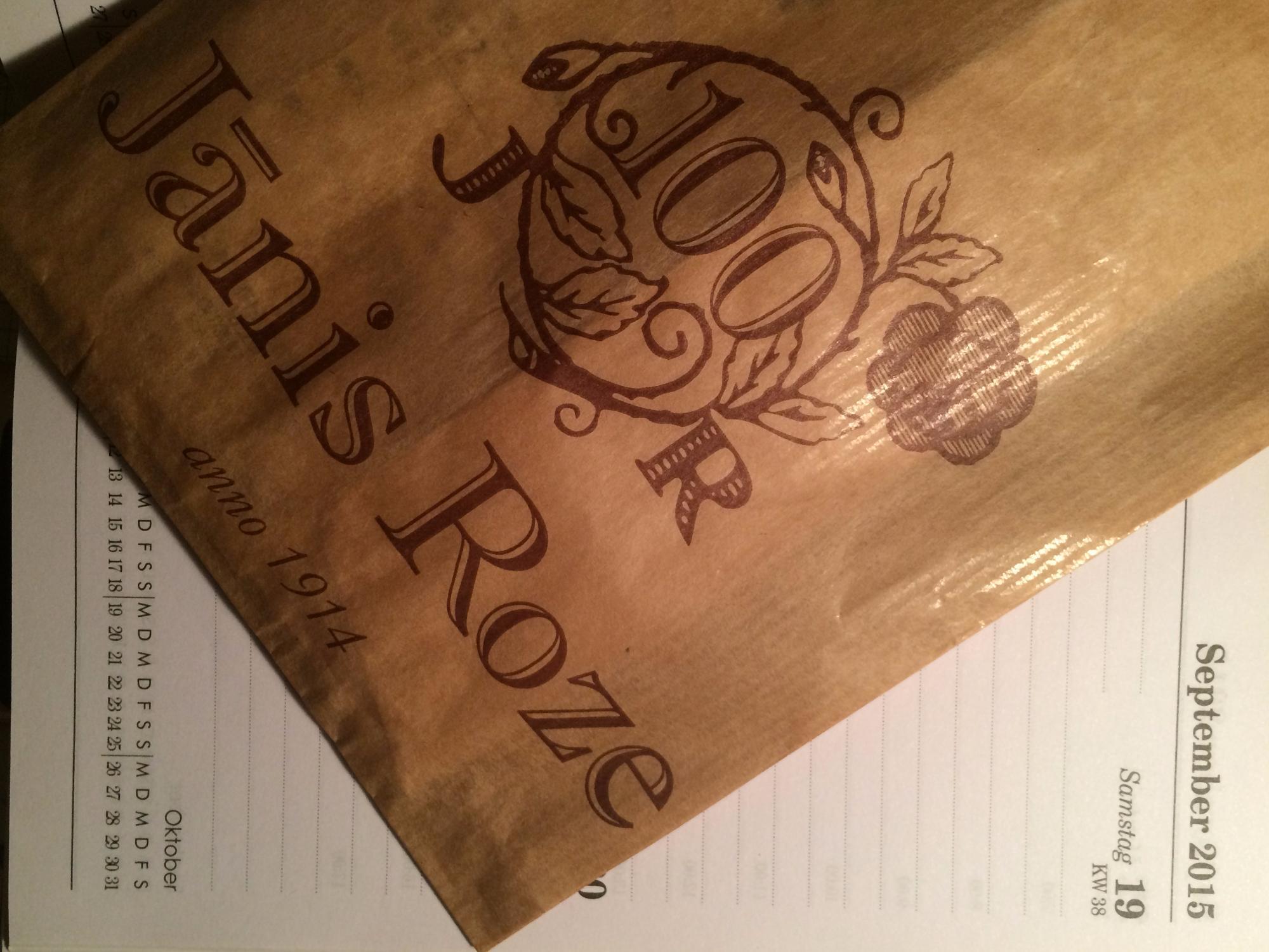 Photo by Alexander S