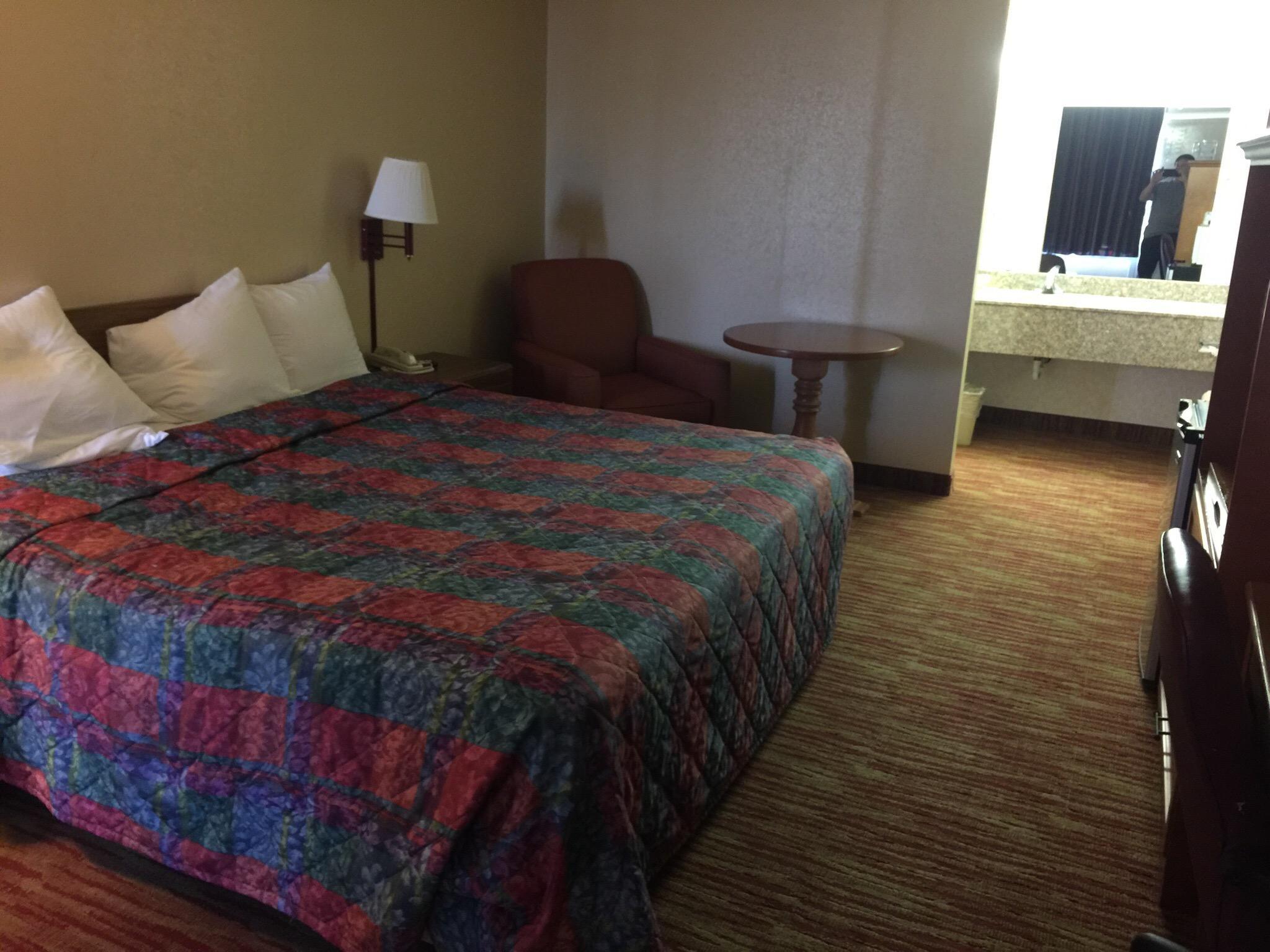 Days Inn by Wyndham Hillsboro TX