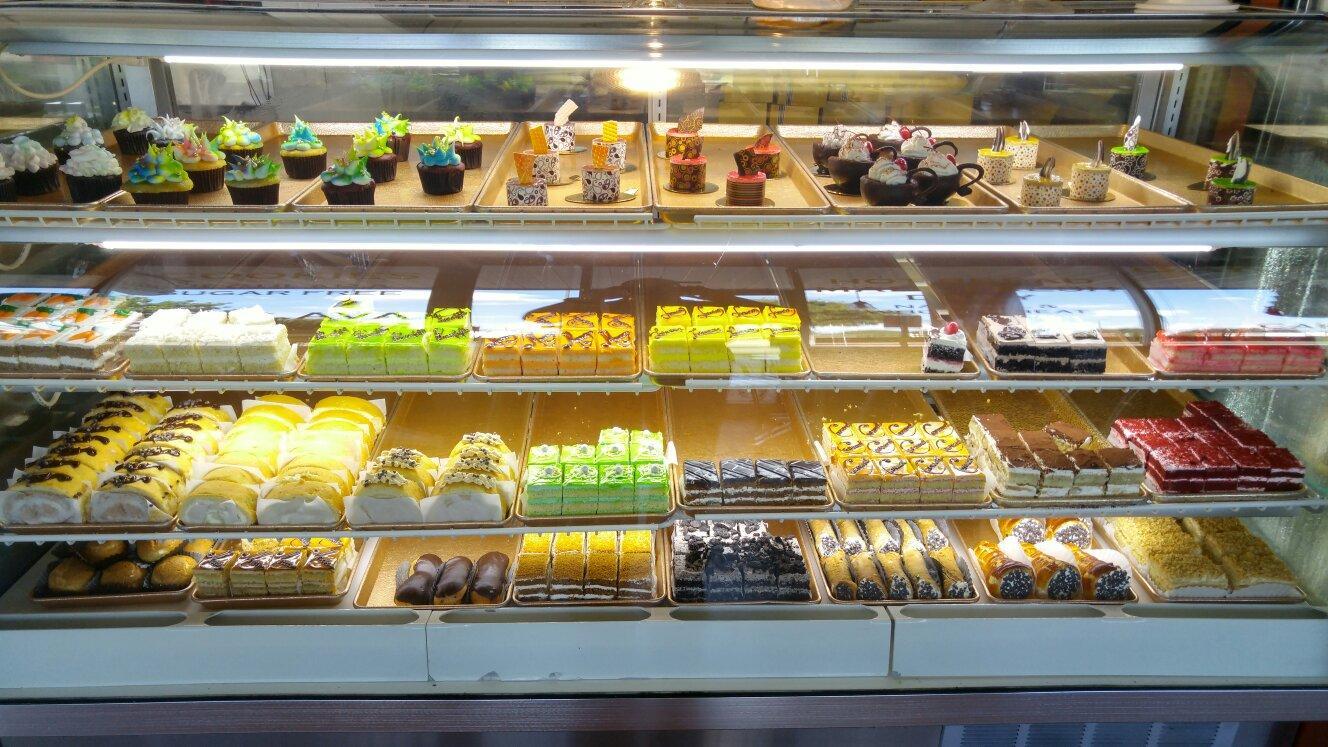 Natalie Pastry & Cake