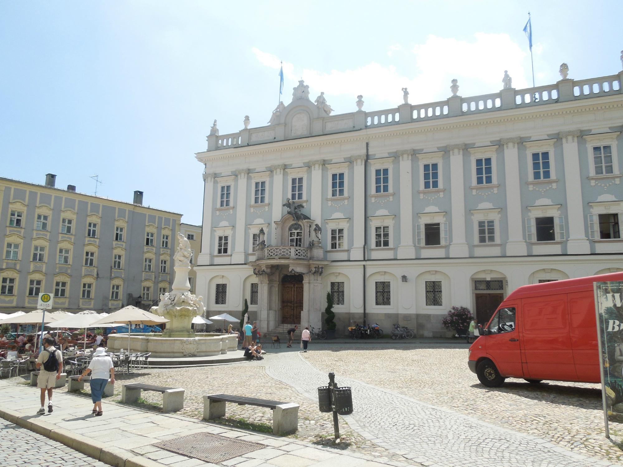 Neue Bischofliche Residenz (New Episcopal Residence)