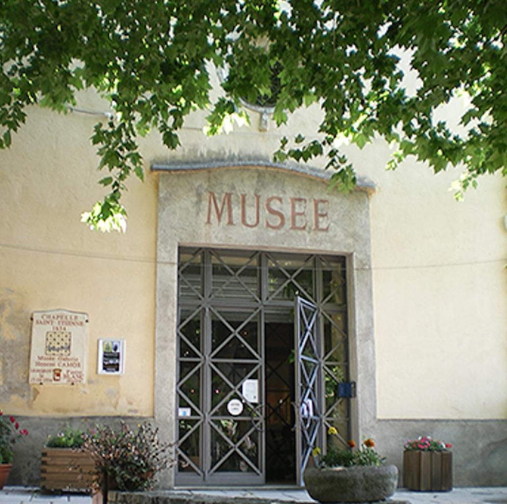 Musée-Galerie Camos