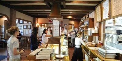 La Chatelaine French Bakery & Bistro