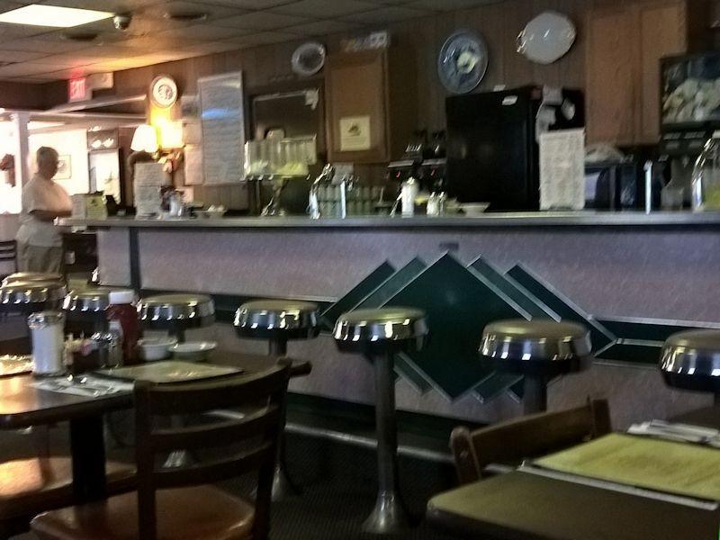 Hall's Family Restaurant