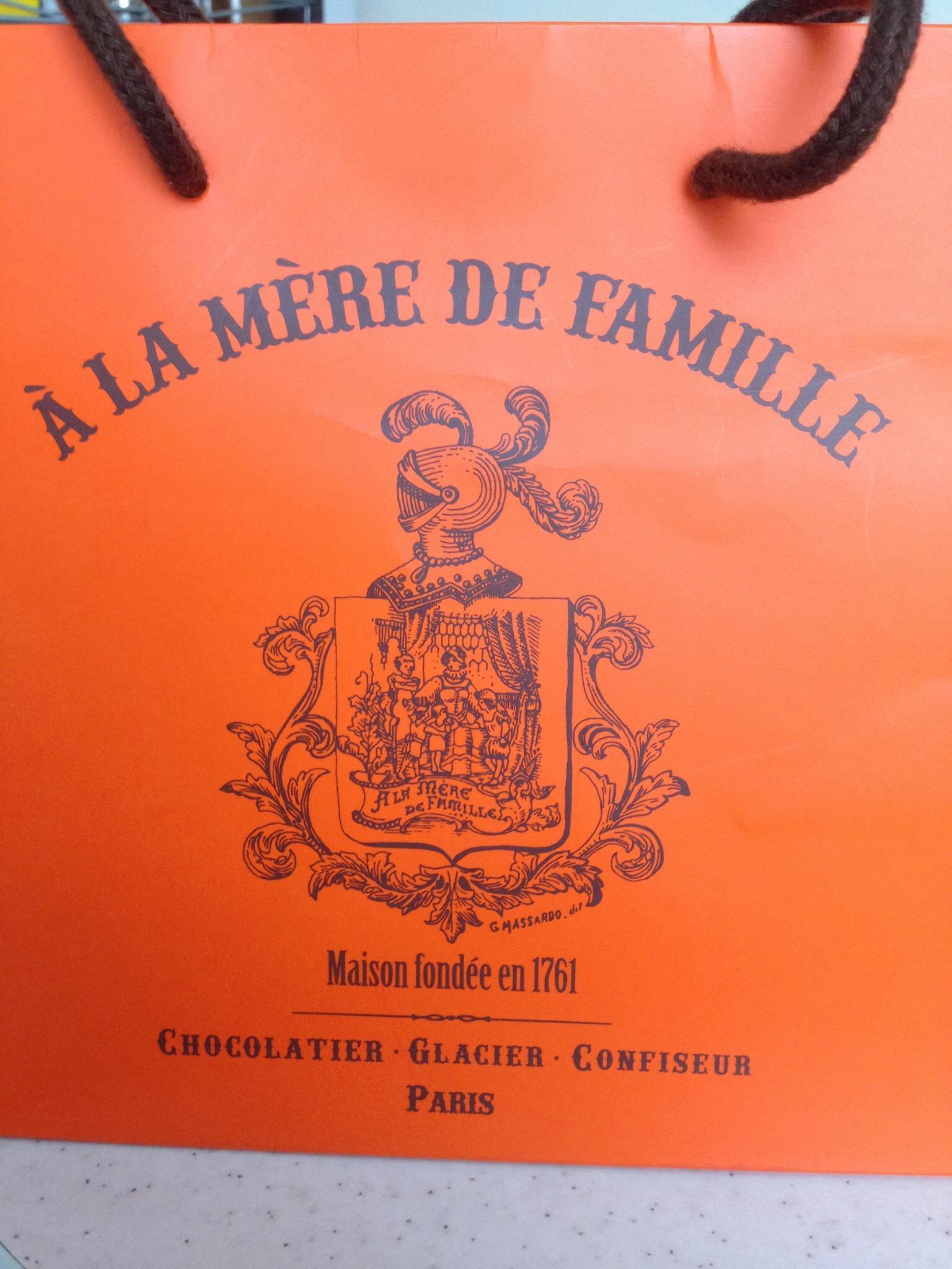 A la Mère de Famille