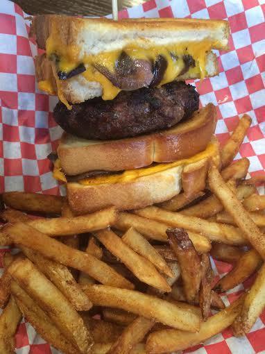 Corner Grill & Drinkery