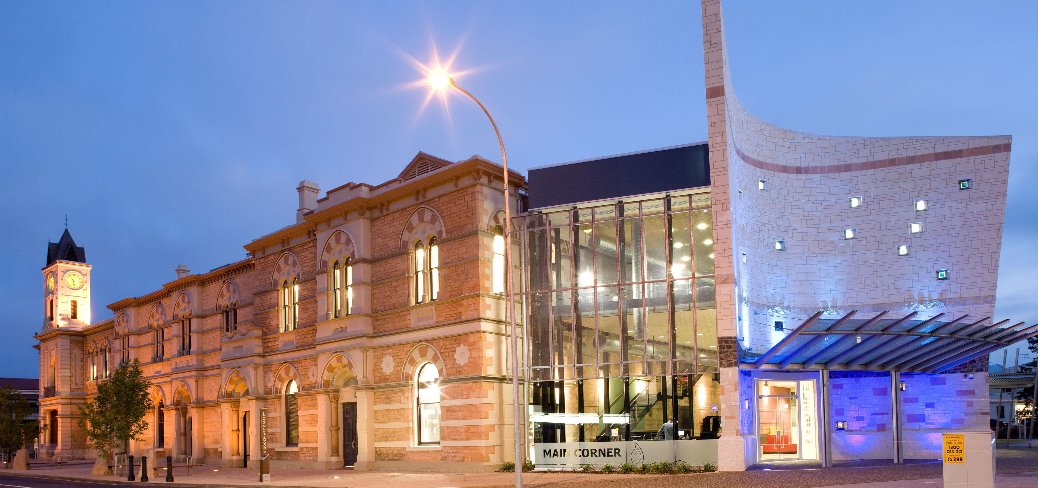 The Riddoch & Main Corner Complex