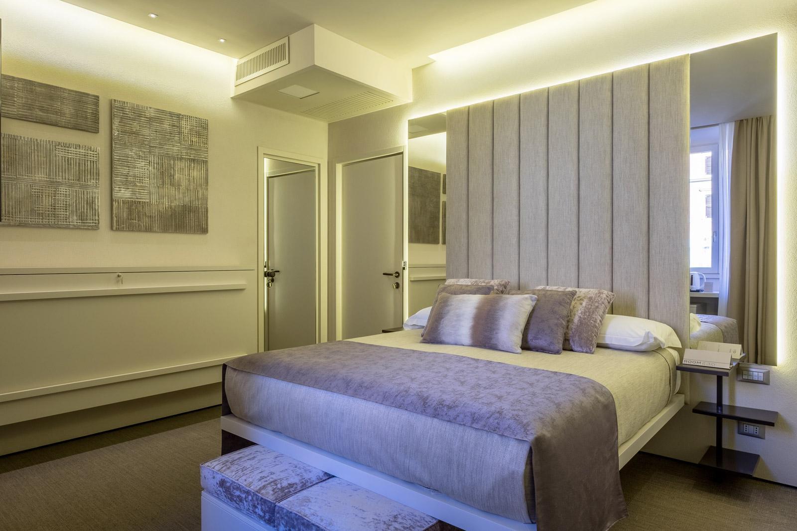 Room 230 Luxury Suites