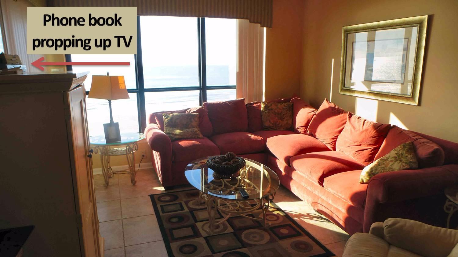 Photo by ConneeConehead