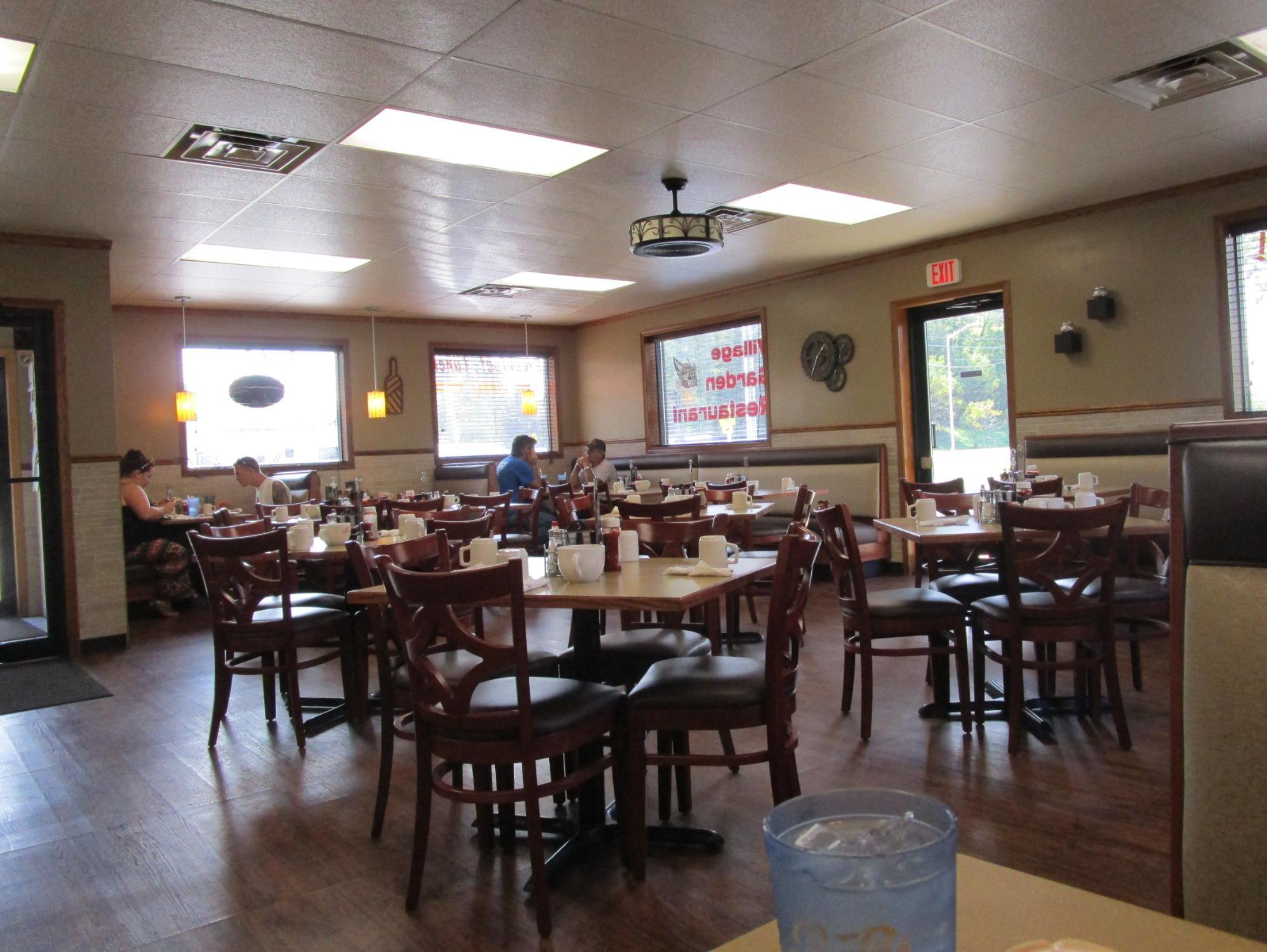 Photo by IL-Snowbirds