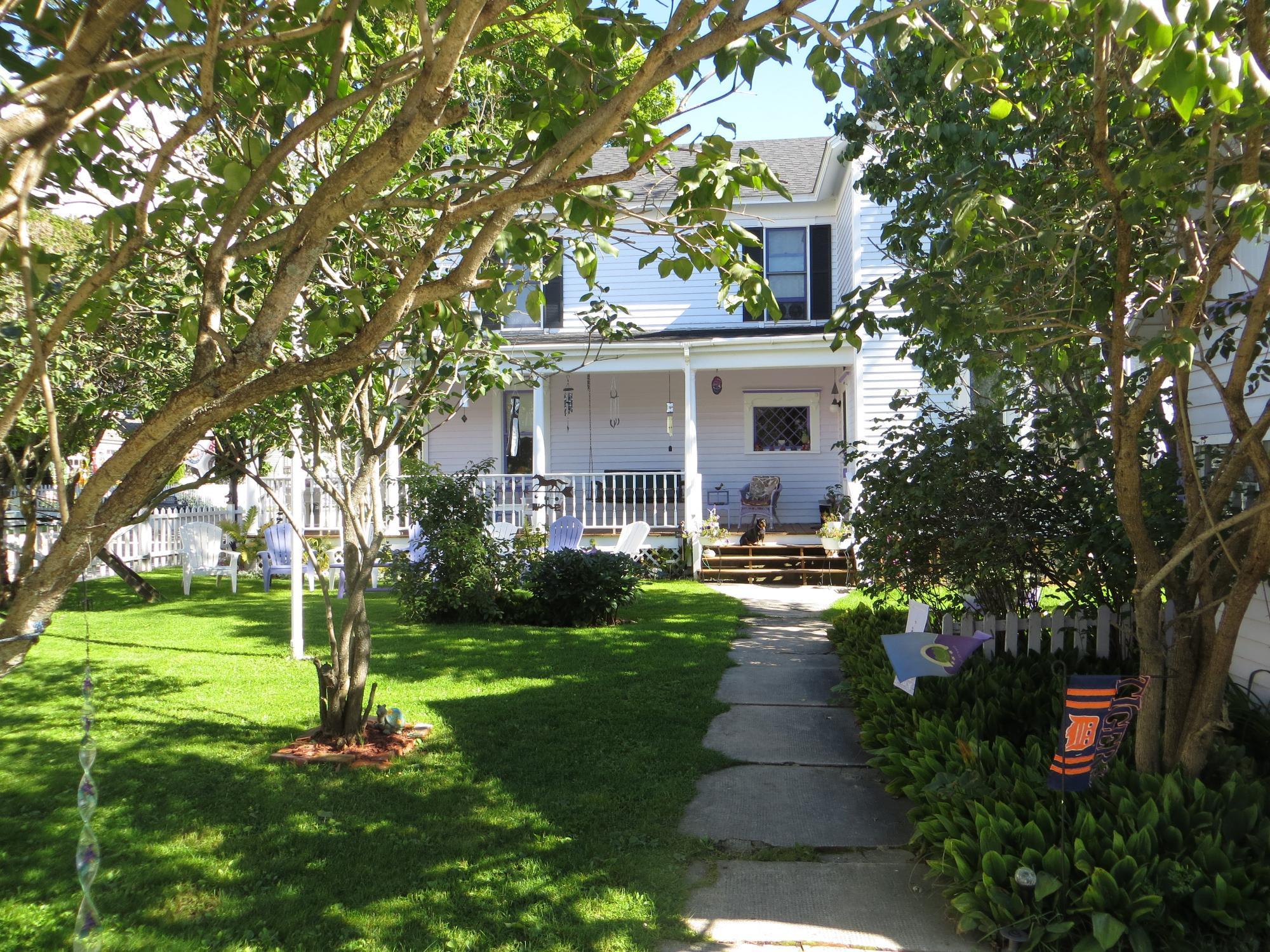 Lilac House Bed and Breakfast