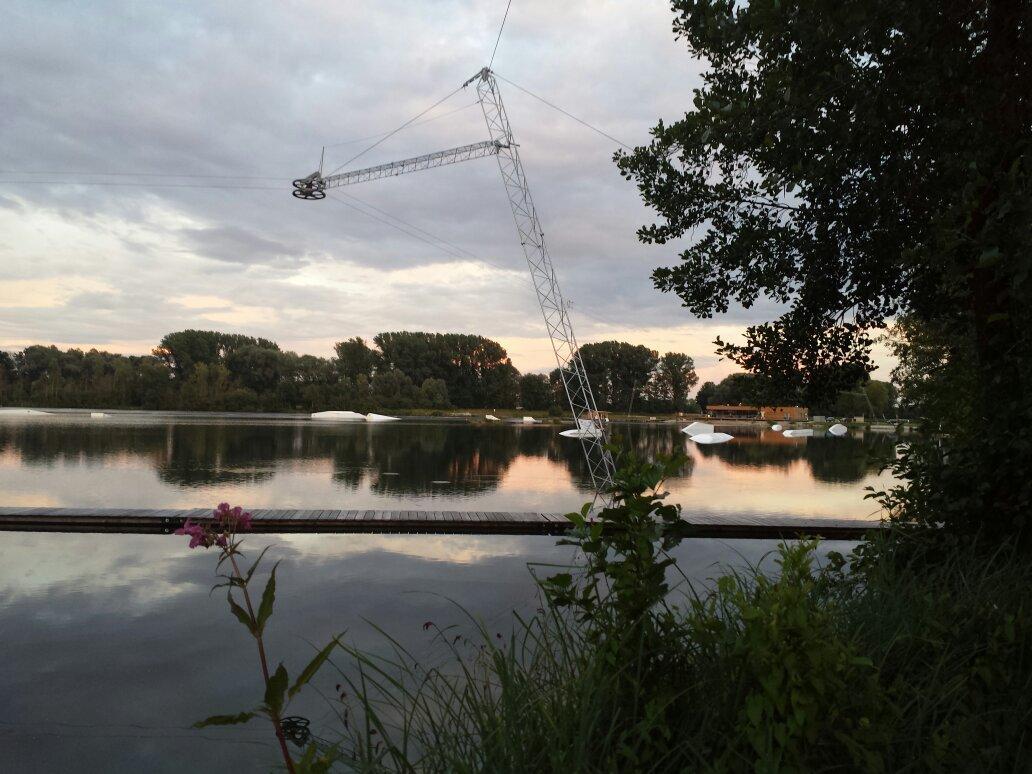 Wake & Groove Wassersportpark