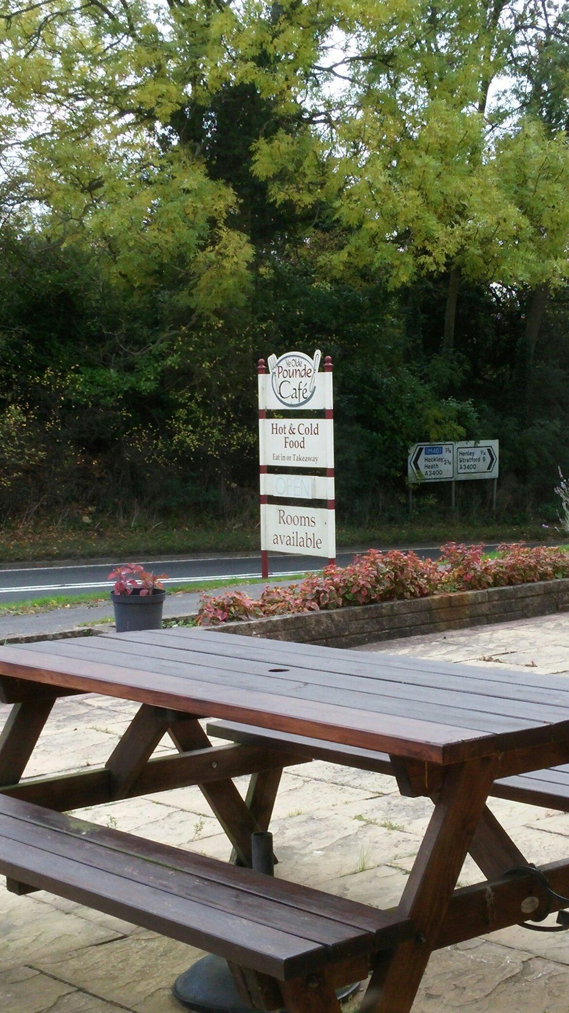 Ye Olde Pounde Cafe