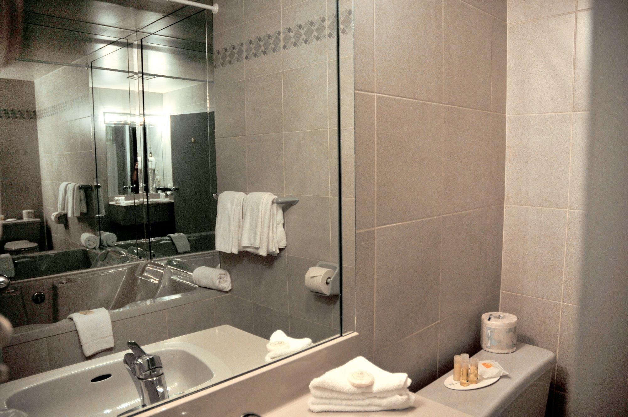 Days Inn by Wyndham Blainville Conference Centre